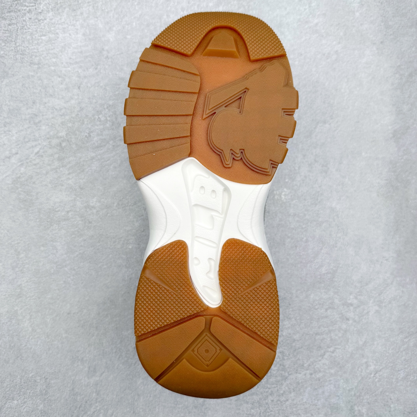 图片[9]-MLB Big Ball Chunky 复古印花老爹鞋系列低帮轻量增高厚底百搭休闲运动慢跑鞋 Korea韩国联名NY美国榄球纽约洋基队限定 韩国代购专供 全套原楦原纸板原厂数据开发 正确中底拉帮中底网布细节 平台代购专供 左脚内置芯片 韩国代购吊牌标贴 独家一比一RB+MD组合大底 高频后跟小人Logo精准对位立体饱满 正确网布加超迁鞋面 转印中底走线紧密 转印Logo工艺表层防刮不掉色 尺码：35 36 36.5 37.5 38 38.5 39 40 40.5 41 42 42.5 43 44 45-选品中心