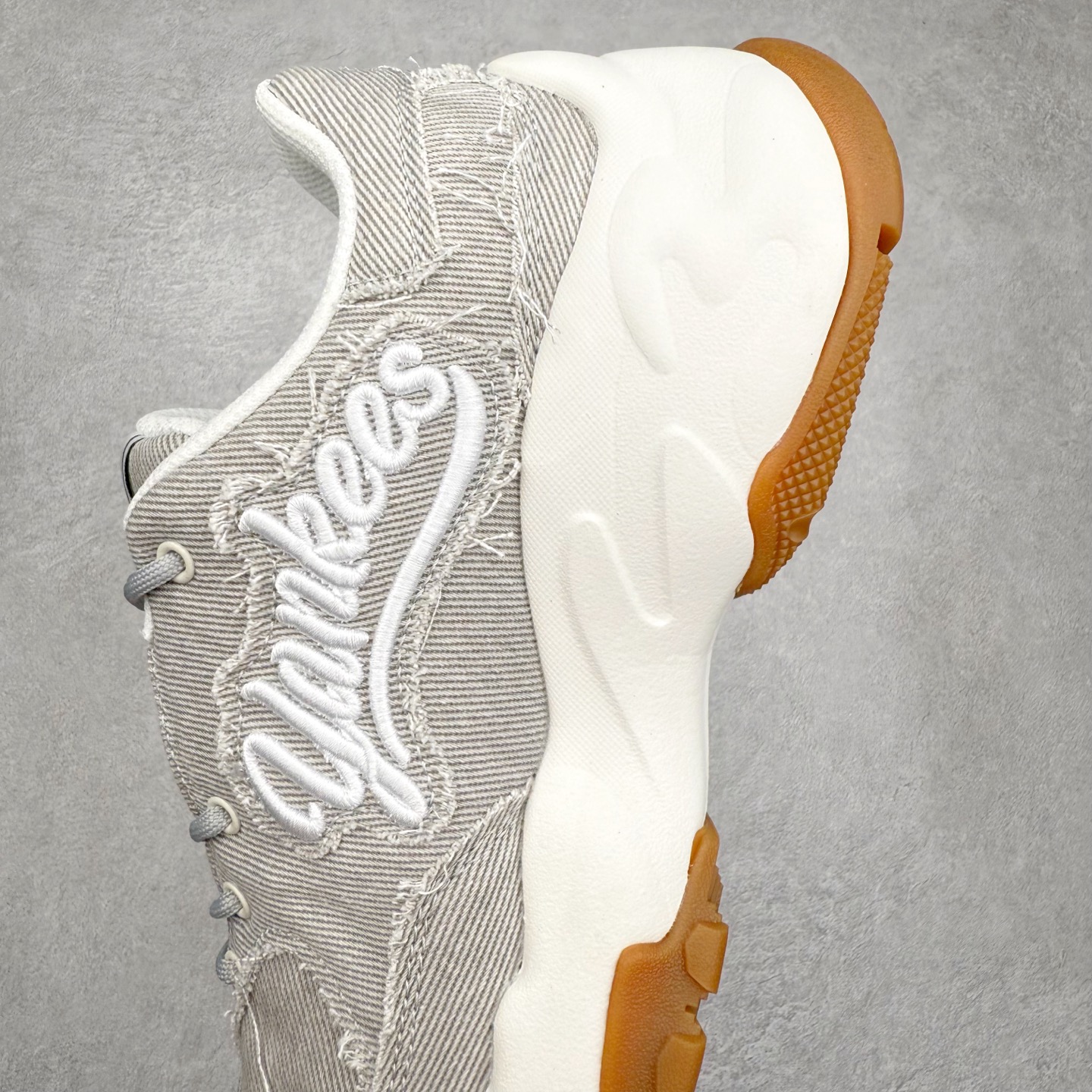 图片[7]-MLB Big Ball Chunky 复古印花老爹鞋系列低帮轻量增高厚底百搭休闲运动慢跑鞋 Korea韩国联名NY美国榄球纽约洋基队限定 韩国代购专供 全套原楦原纸板原厂数据开发 正确中底拉帮中底网布细节 平台代购专供 左脚内置芯片 韩国代购吊牌标贴 独家一比一RB+MD组合大底 高频后跟小人Logo精准对位立体饱满 正确网布加超迁鞋面 转印中底走线紧密 转印Logo工艺表层防刮不掉色 尺码：35 36 36.5 37.5 38 38.5 39 40 40.5 41 42 42.5 43 44 45-选品中心