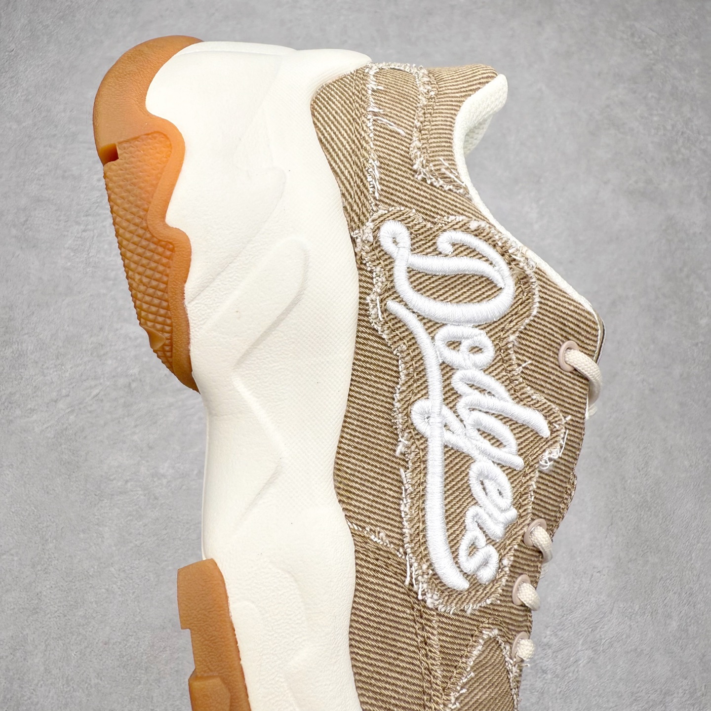 图片[6]-MLB Big Ball Chunky 复古印花老爹鞋系列低帮轻量增高厚底百搭休闲运动慢跑鞋 Korea韩国联名NY美国榄球纽约洋基队限定 韩国代购专供 全套原楦原纸板原厂数据开发 正确中底拉帮中底网布细节 平台代购专供 左脚内置芯片 韩国代购吊牌标贴 独家一比一RB+MD组合大底 高频后跟小人Logo精准对位立体饱满 正确网布加超迁鞋面 转印中底走线紧密 转印Logo工艺表层防刮不掉色 尺码：35 36 36.5 37.5 38 38.5 39 40 40.5 41 42 42.5 43 44 45-选品中心