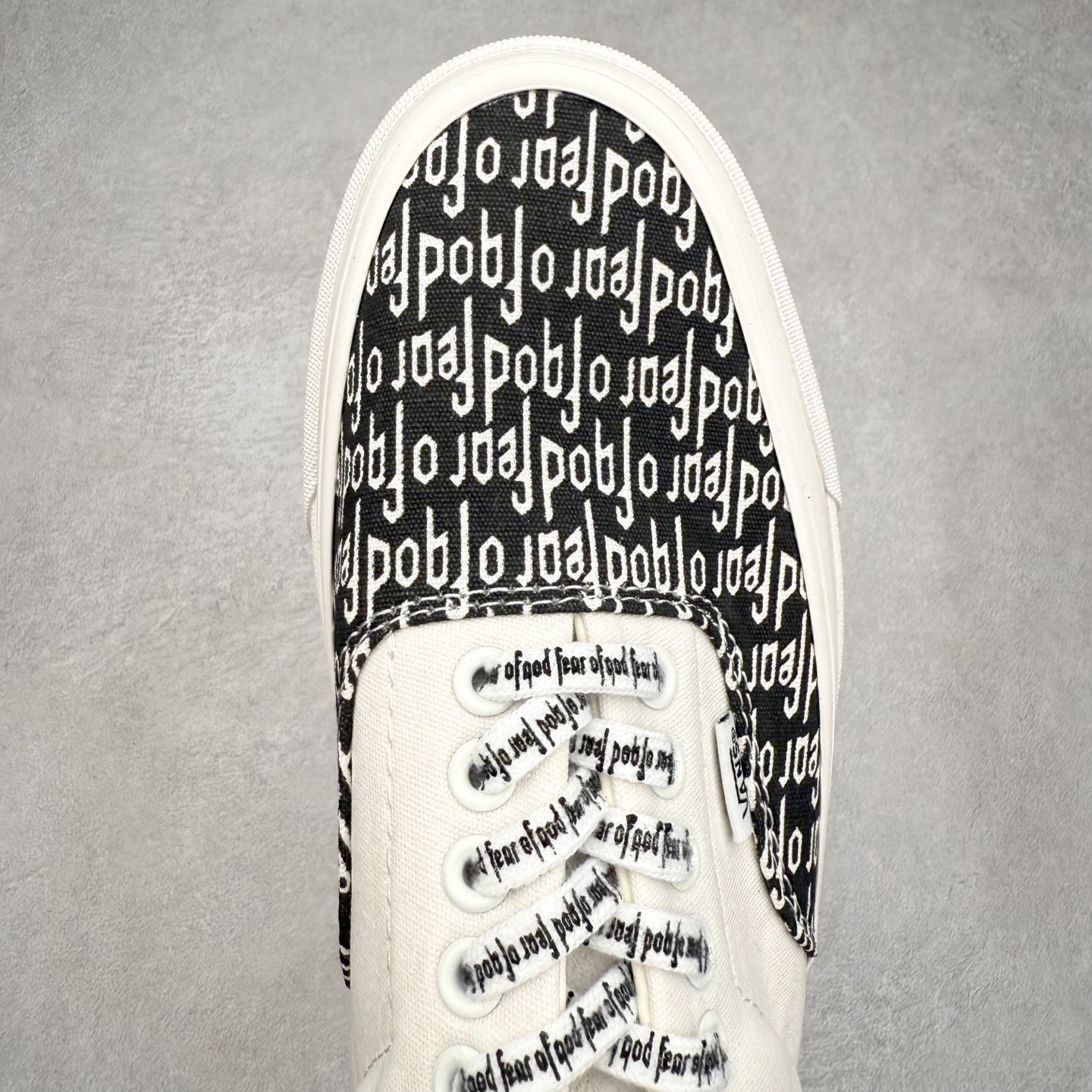 图片[4]-CDG x Vans Era 95 2025官方新款 OTW高端支线 川久保玲联名限定 休闲硫化板鞋 原鞋开发 公司同源整套流水线 满印黑白logo涂鸦 升级Sola Foam缓震可抽卸鞋垫 舒适度翻倍 质感拉满 防滑硫化底耐磨抗造 货号：VN0A3MQ5PZP1 尺码：35 36 36.5 37 38 38.5 39 40.5 41 42 42.5 43 44-选品中心