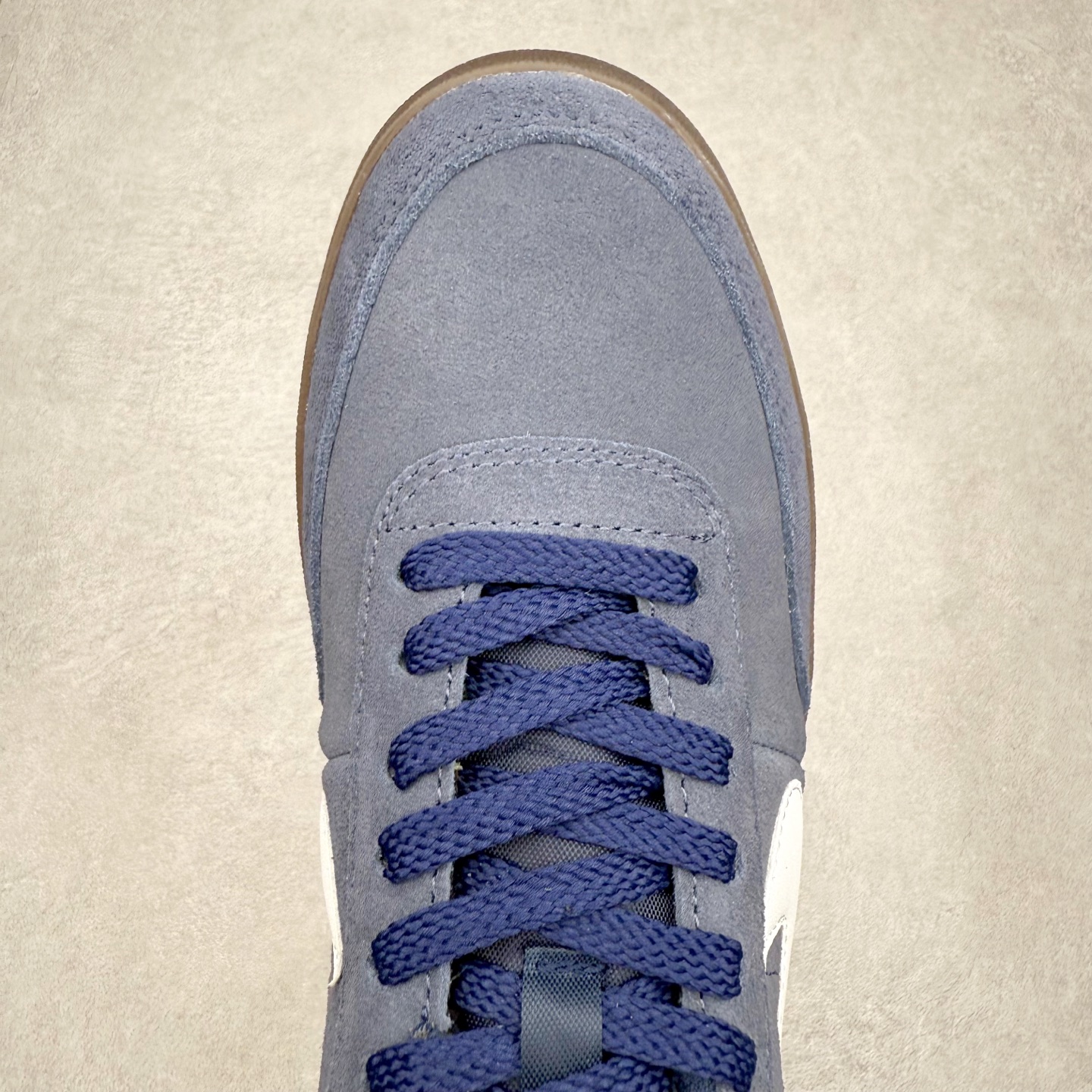 图片[4]-J.Crew x NK Killshot II Leather 联名复古板鞋 FQ8903-400 采用米白色皮革制作鞋身 Swoosh 点缀其中 最后搭载棕色生胶大底 流露出满满的复古气气息 尺码：36 36.5 37.5 38 38.5 39 40 40.5 41 42 42.5 43 44 44.5 45-选品中心