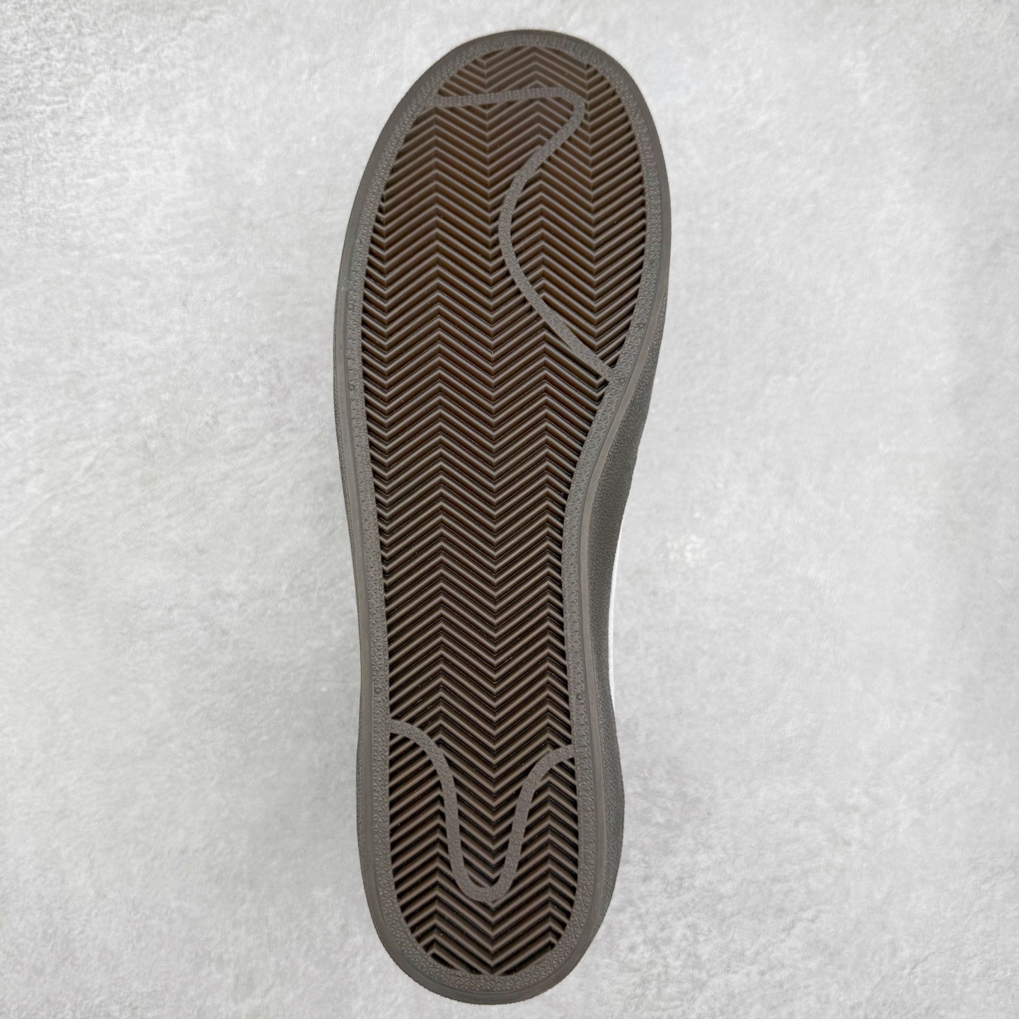 图片[9]-J.Crew x NK Killshot II Leather 联名复古板鞋 FQ8903-400 采用米白色皮革制作鞋身 Swoosh 点缀其中 最后搭载棕色生胶大底 流露出满满的复古气气息 尺码：36 36.5 37.5 38 38.5 39 40 40.5 41 42 42.5 43 44 44.5 45-选品中心