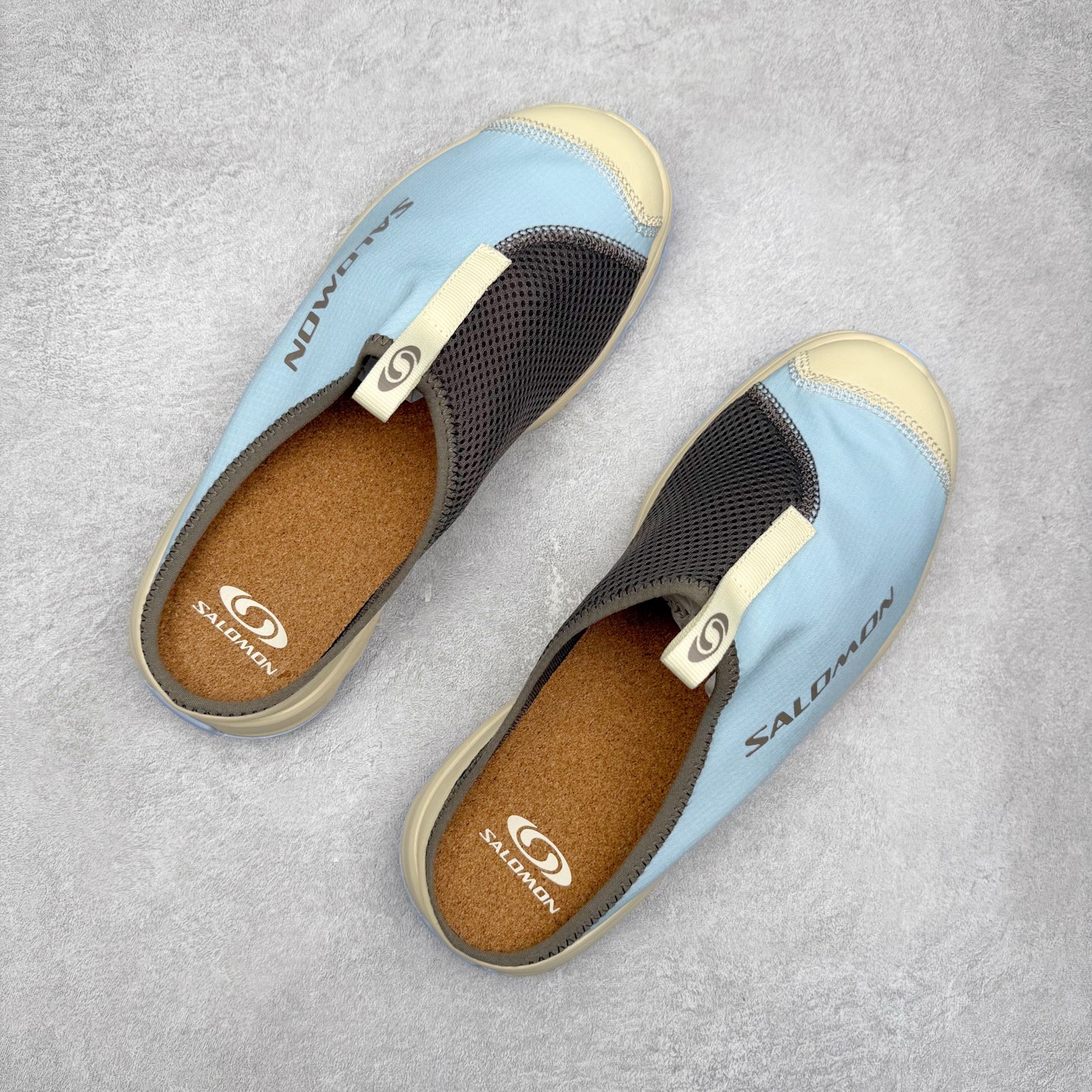 图片[3]-＃HP SALOMON萨洛蒙 RX Slide 3.0 CANVAS 舒适柔软 防滑包头拖鞋 男女同款 SALOMON诞生于1947年的法国阿尔卑斯山区，全球知名的户外运动品牌。一直致力于推动滑雪、越野跑等山地运动的发展及产品的进步。其产品设计致力于追求创新和发掘产品的性能极限，帮助喜欢自由的人在山地间不断挑战自我。实拍调校N版已经零色差零失真 百分百还原实物色彩所见即所得 不存在货不对板色差等低级问题 选购参考实物拍摄 不混卖不参货 只用心做好货严格选品 承诺混一赔十 尺码：36 36.5 37.5 38 38.5 39 40 40.5 41 42 42.5 43 44 44.5 45-选品中心