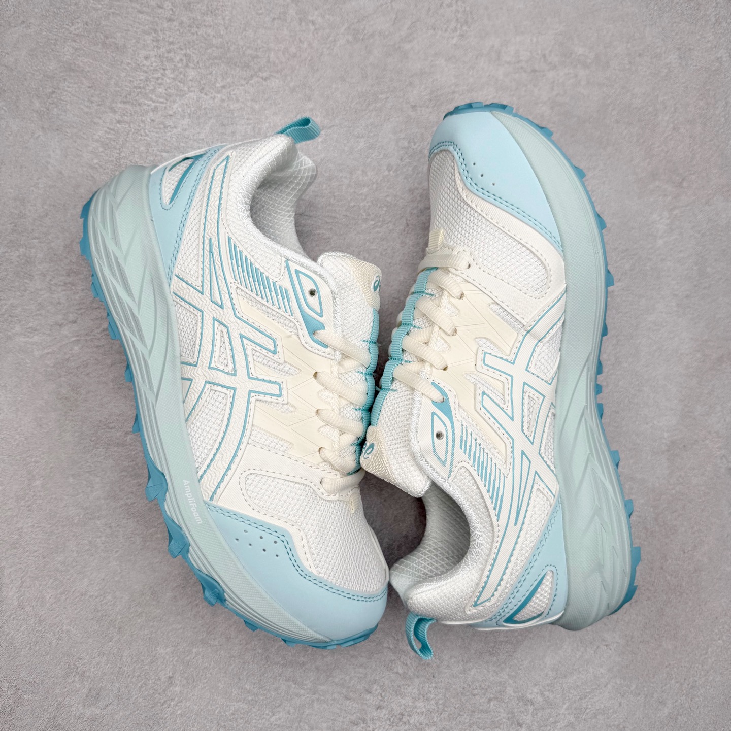 图片[3]-Asics Gel-Sonoma SE 亚瑟士溯溪鞋涉水鞋洞洞鞋 舒适日常休闲百搭防滑低帮户外徒步舒适随行跑步鞋 无界 路更远 今夏必备 颠覆认知 包裹性超强 脚感非常之舒适 侧面镂空设计 透气性极佳 让微风灌入足底 为沸腾夏日注入清爽能量防滑效果也不错 颜值与性能兼备 各平台实体疯狂种草首选 尺码：36 37.5 38 39 40 40.5 41.5 42 42.5 43.5 44 45 46-选品中心