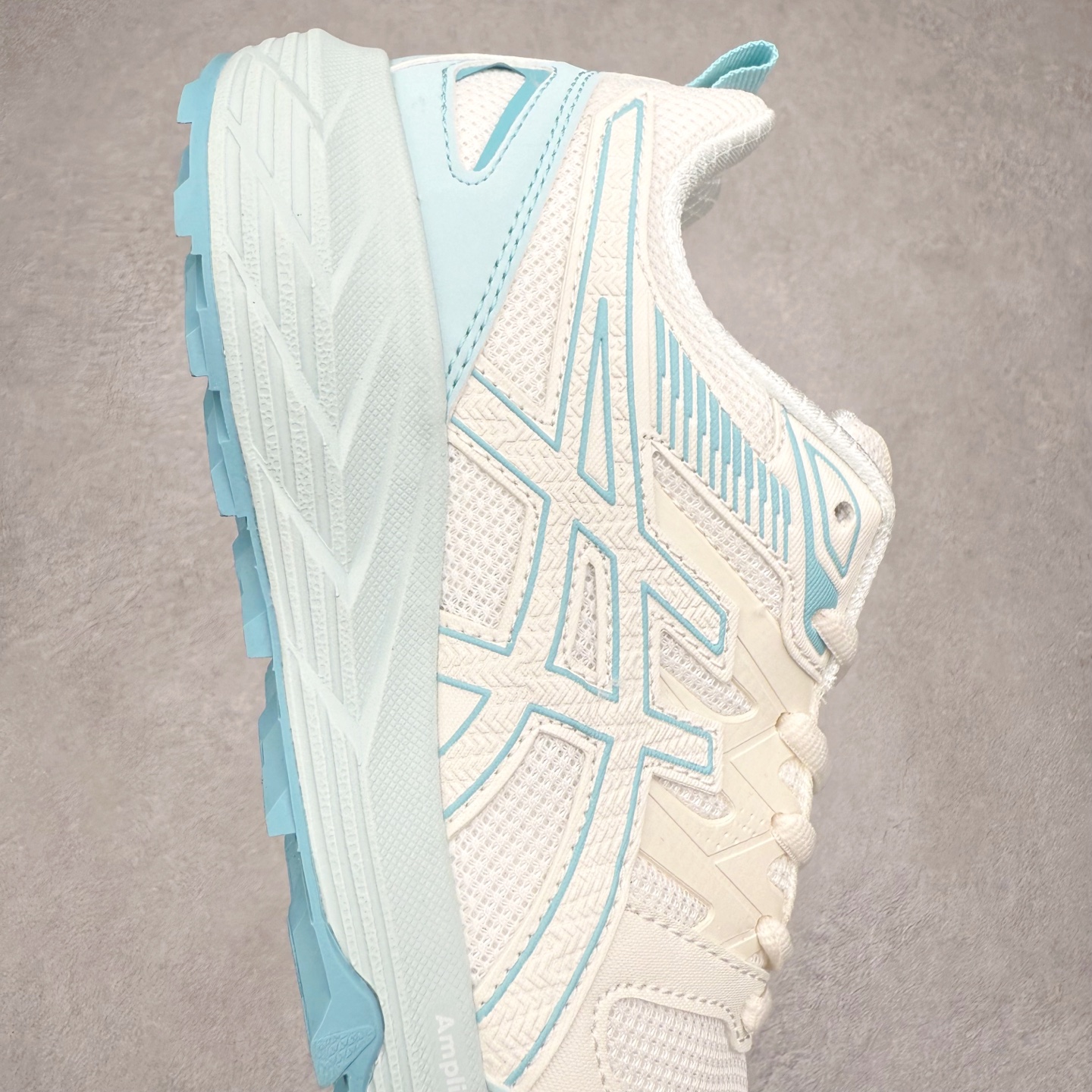 图片[6]-Asics Gel-Sonoma SE 亚瑟士溯溪鞋涉水鞋洞洞鞋 舒适日常休闲百搭防滑低帮户外徒步舒适随行跑步鞋 无界 路更远 今夏必备 颠覆认知 包裹性超强 脚感非常之舒适 侧面镂空设计 透气性极佳 让微风灌入足底 为沸腾夏日注入清爽能量防滑效果也不错 颜值与性能兼备 各平台实体疯狂种草首选 尺码：36 37.5 38 39 40 40.5 41.5 42 42.5 43.5 44 45 46-选品中心