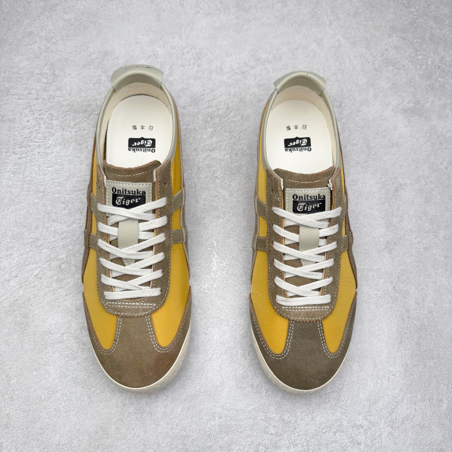 图片[2]-＃C版 Asics Onitsuka Tiger MEXICO 66 亚瑟士鬼冢虎复古经典板鞋 市场王者选手 海外订单工厂出品 长期生产补货永不断码 超成熟稳定的做工品控 原装全套纸板楦头开发 原汁原味 完美呈现版型 私模正确鞋底咬花纹路 一比一鞋头弧度高度鞋身弧度 绝不口嗨 细节品控鞋型随意秒杀市面 原档咬花纹路私模大底 一个单元有六个三角形 总体形拼接呈现花瓣状 官方四联吊牌 原装Ortholite轻量化鞋垫 原盒原配 质保卡 说明书 钢印防尘纸 纸板中底带钢印 乳胶组合鞋垫 支持全方位的对比专柜 产品从款式颜色造型上体现出追求舒适和细节的完美 鞋类更是推崇手工制作的严谨与完美 融舒适性与可穿性的设计风格 注重细节的完美和别致魅力 既保持稳重 又不失轻松的时尚感 尺码：36 37 37.5 38 39 39.5 40 40.5 41.5 42 42.5 43.5 44 45-选品中心