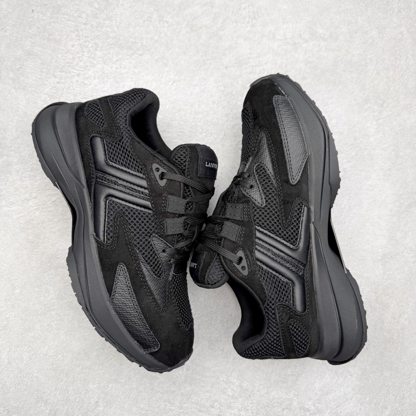 图片[3]-LANVIN｜浪凡时尚休闲运动鞋 情侣款跑步鞋2025，上脚好看舒适✔️✔️ LANVIN浪凡四季休闲鞋运动鞋#跟上潮流的休闲运动鞋 #运动休闲鞋 #时尚潮流鞋 #休闲运动鞋推荐 #休闲百搭鞋 尺码：35 36 37 38 39 40 41 42 43 44 45-选品中心