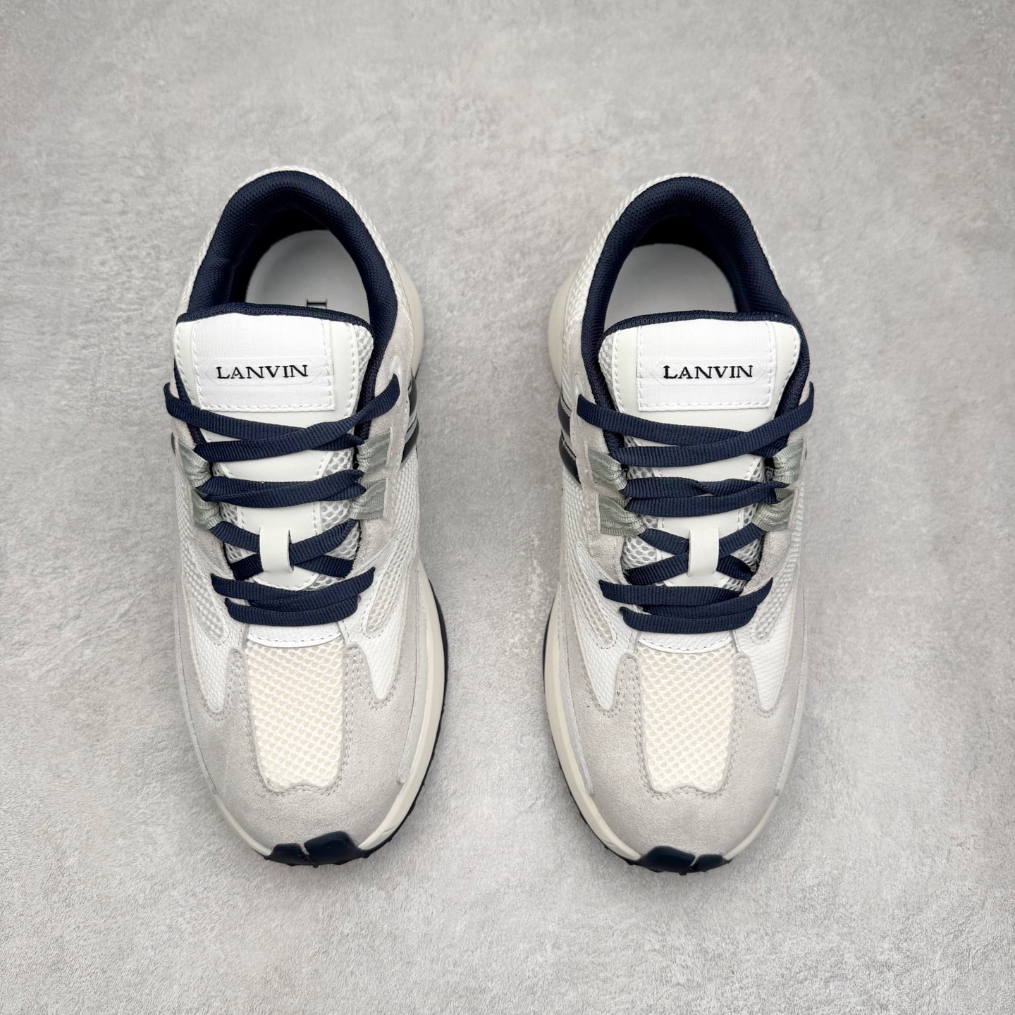 图片[2]-LANVIN｜浪凡时尚休闲运动鞋 情侣款跑步鞋2025，上脚好看舒适✔️✔️ LANVIN浪凡四季休闲鞋运动鞋#跟上潮流的休闲运动鞋 #运动休闲鞋 #时尚潮流鞋 #休闲运动鞋推荐 #休闲百搭鞋 尺码：35 36 37 38 39 40 41 42 43 44 45-选品中心