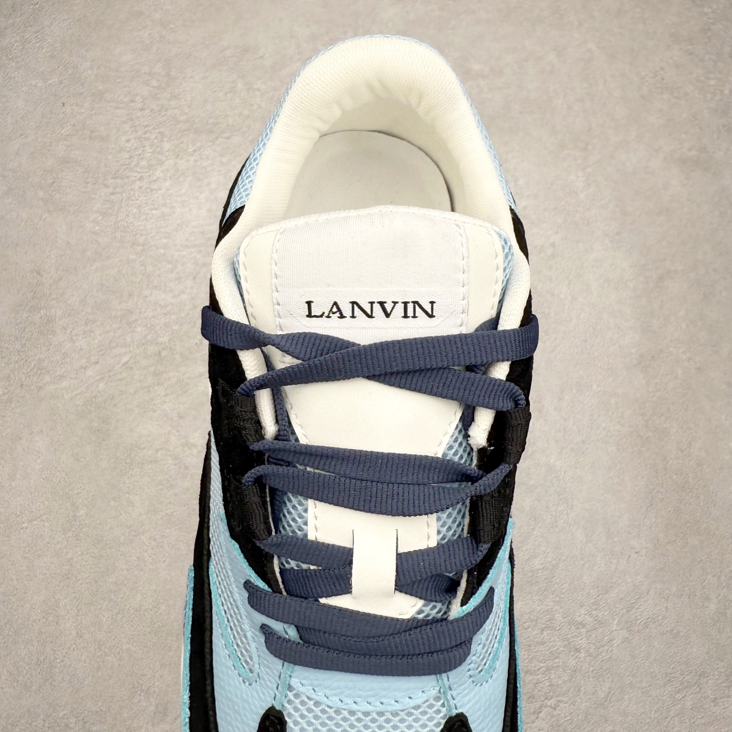 图片[5]-LANVIN｜浪凡时尚休闲运动鞋 情侣款跑步鞋2025，上脚好看舒适✔️✔️ LANVIN浪凡四季休闲鞋运动鞋#跟上潮流的休闲运动鞋 #运动休闲鞋 #时尚潮流鞋 #休闲运动鞋推荐 #休闲百搭鞋 尺码：35 36 37 38 39 40 41 42 43 44 45-选品中心