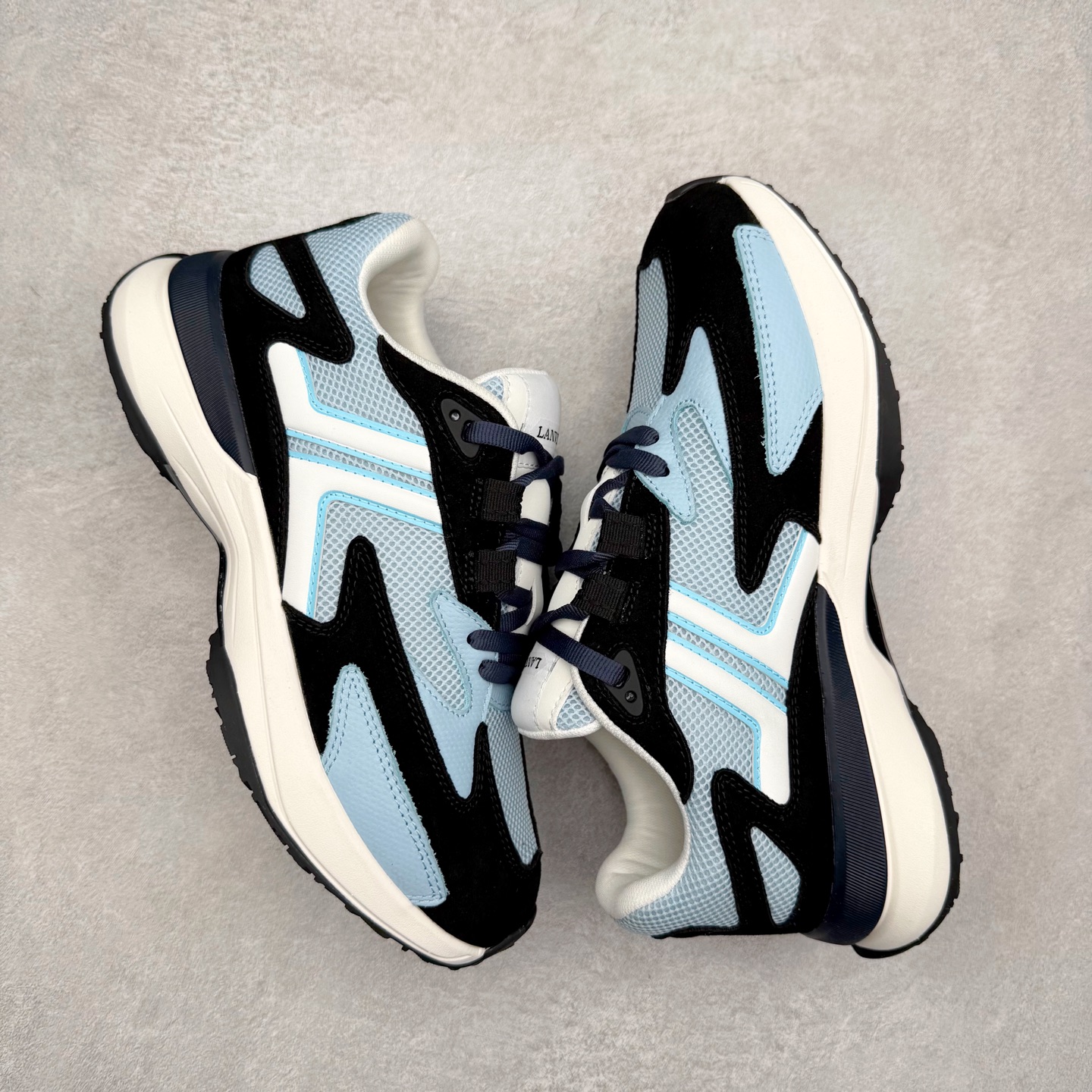 图片[3]-LANVIN｜浪凡时尚休闲运动鞋 情侣款跑步鞋2025，上脚好看舒适✔️✔️ LANVIN浪凡四季休闲鞋运动鞋#跟上潮流的休闲运动鞋 #运动休闲鞋 #时尚潮流鞋 #休闲运动鞋推荐 #休闲百搭鞋 尺码：35 36 37 38 39 40 41 42 43 44 45-选品中心