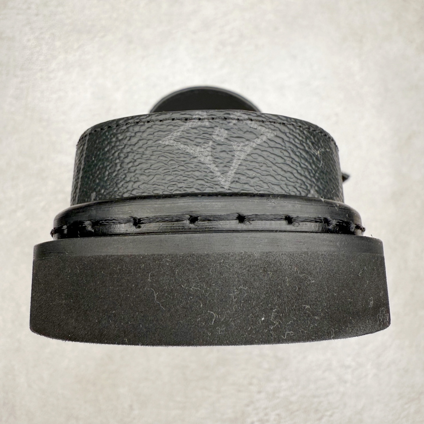 图片[8]-＃GD广顶 LOUIS VUITTON Easy lv 字母点缀 勃肯鞋包头拖鞋 黑色 尺码：38 39 40 41 42 43 44 45 46-选品中心