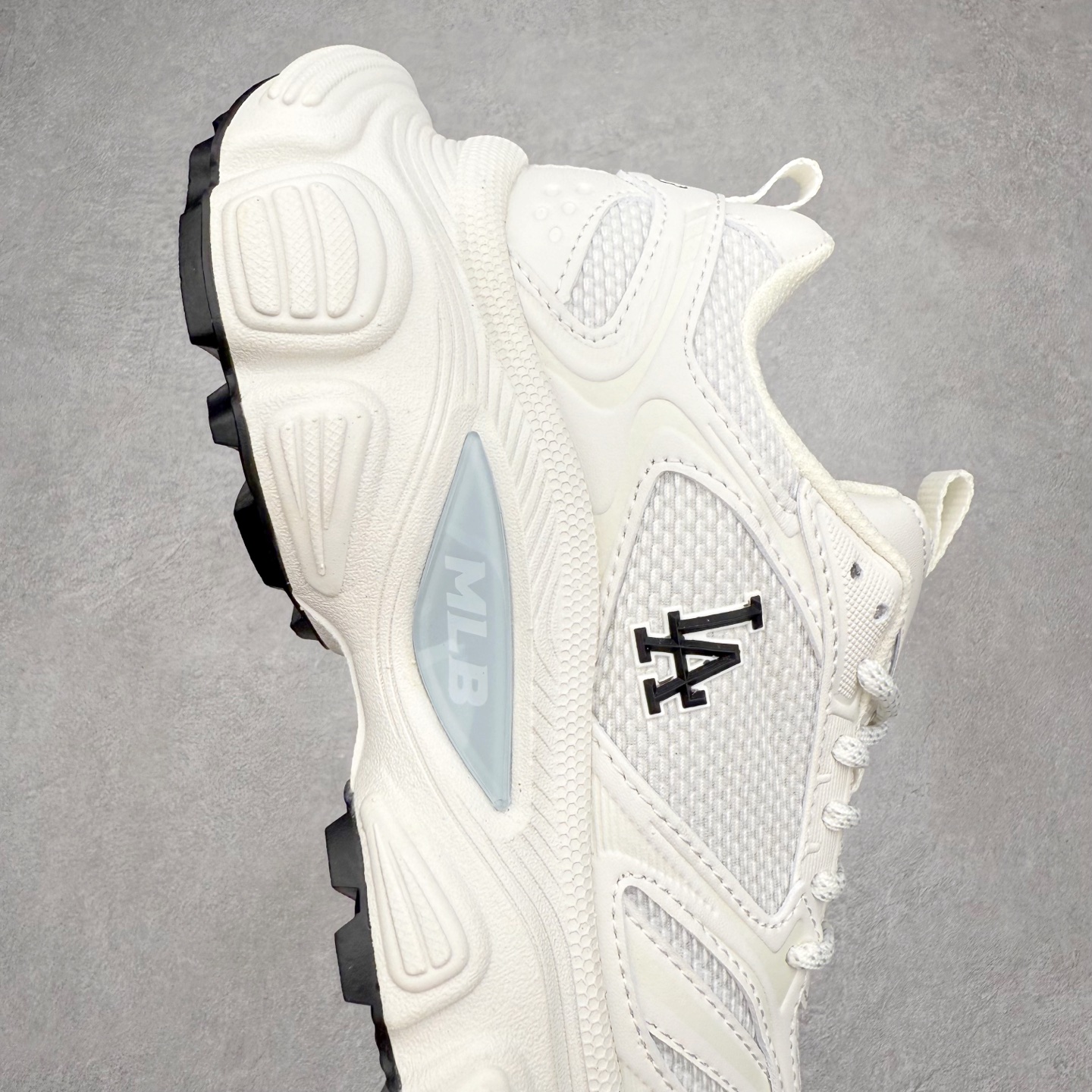 图片[6]-MLB WINNER CHUNKY 纽约洋基队合成革潮流时尚舒适休闲运动风厚底增高 防滑耐磨 低帮 老爹鞋 男女同款 黑色 实拍调校N版已经零色差零失真 百分百还原实物色彩所见即所得 不存在货不对板色差等低级问题 选购参考实物拍摄 不混卖不参货 只用心做好货严格选品 承诺混一赔十 尺码：36 36.5 37.5 38 38.5 39 40 40.5 41 42 42.5 43 44 44.5 45-选品中心