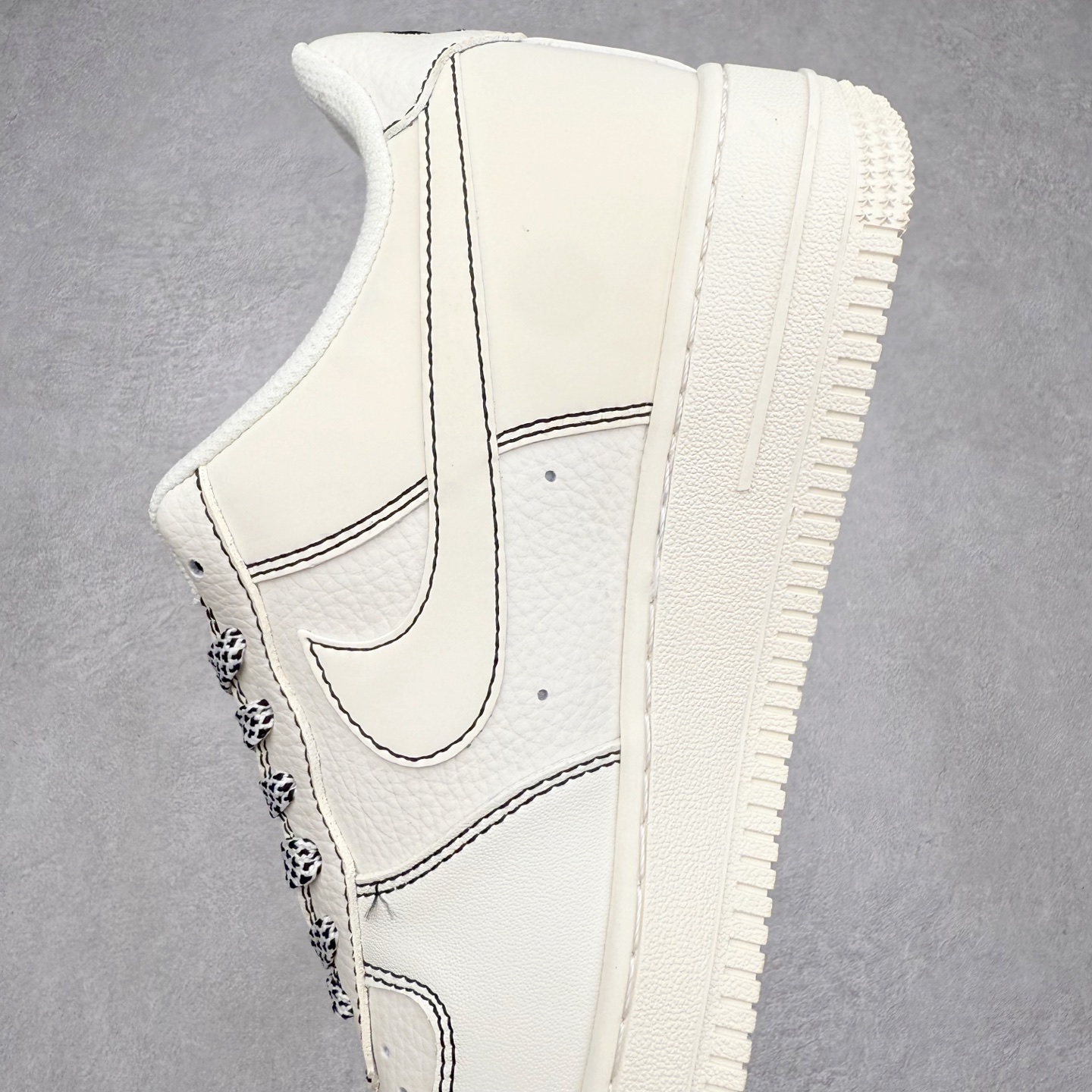 图片[7]-NK Air Force 1´07 Low 空军一号低帮百搭休闲运动板鞋 CS5288-032 柔软、弹性十足的缓震性能和出色的中底设计 横跨复古与现代的外型结合 造就出风靡全球 三十多年的Force 1 直到今天还深受青睐 实拍调校N版已经零色差零失真 百分百还原实物色彩所见即所得 不存在货不对板色差等低级问题 选购参考实物拍摄 不混卖不参货 只用心做好货严格选品 承诺混一赔十 尺码：36 36.5 37.5 38 38.5 39 40 40.5 41 42 42.5 43 44 44.5 45-选品中心