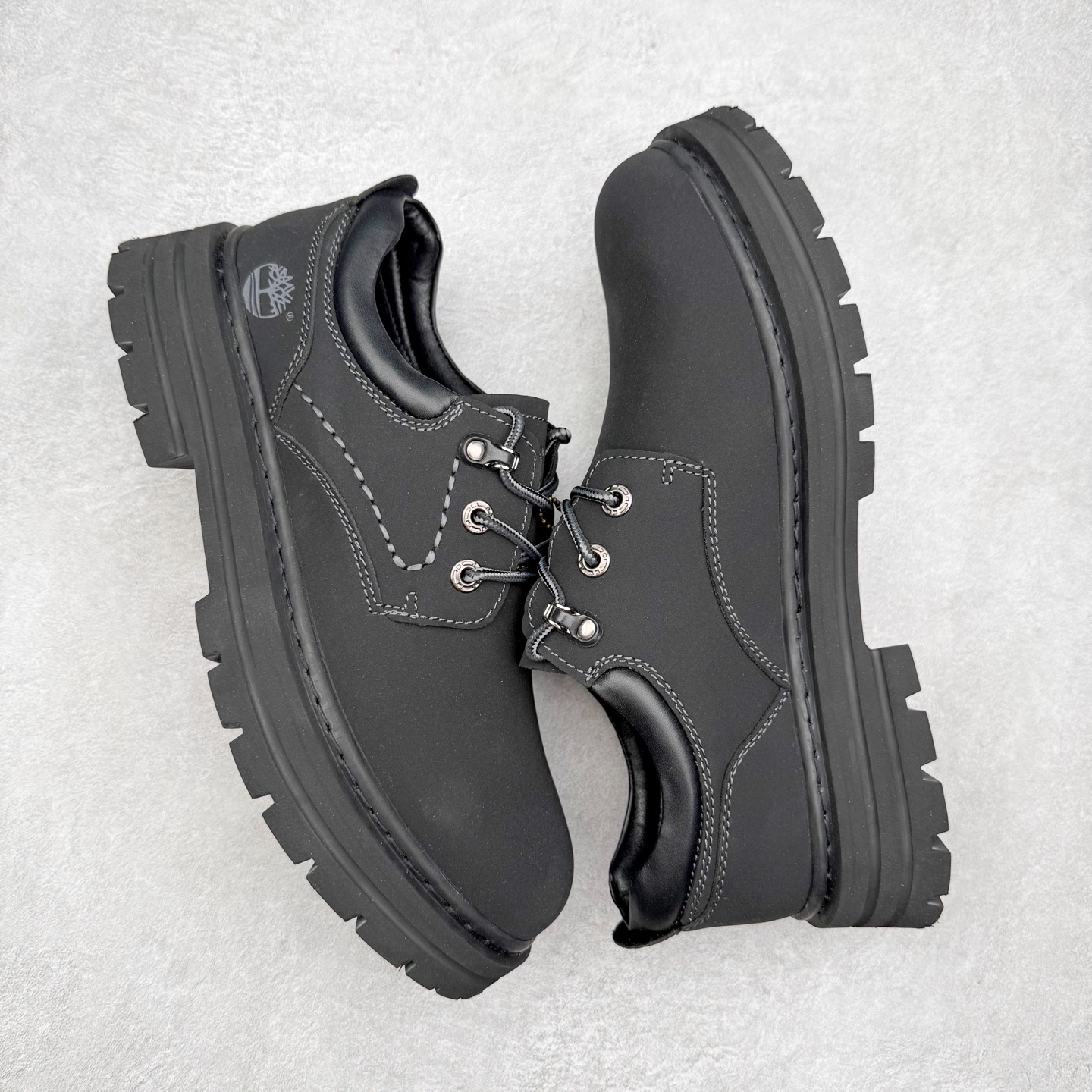 图片[3]-Timberland 天伯伦/添柏岚经典款 25ss新款低帮 经典再造 全新升级 广东大厂品质 原盒原包装 面料采用意大利🇮🇹顶级磨砂牛皮 搭配防臭防腐真皮乳胶鞋垫 给您完美的穿着体验 质量考究耐穿 型男必备 专治不帅 高品质脚感一流 独家供应 尺码：39 40 41 42 43 44 偏大一码-选品中心