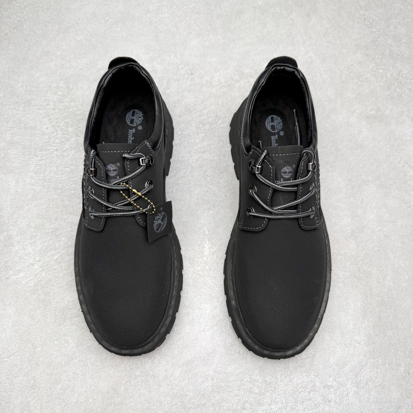 图片[2]-Timberland 天伯伦/添柏岚经典款 25ss新款低帮 经典再造 全新升级 广东大厂品质 原盒原包装 面料采用意大利🇮🇹顶级磨砂牛皮 搭配防臭防腐真皮乳胶鞋垫 给您完美的穿着体验 质量考究耐穿 型男必备 专治不帅 高品质脚感一流 独家供应 尺码：39 40 41 42 43 44 偏大一码-选品中心