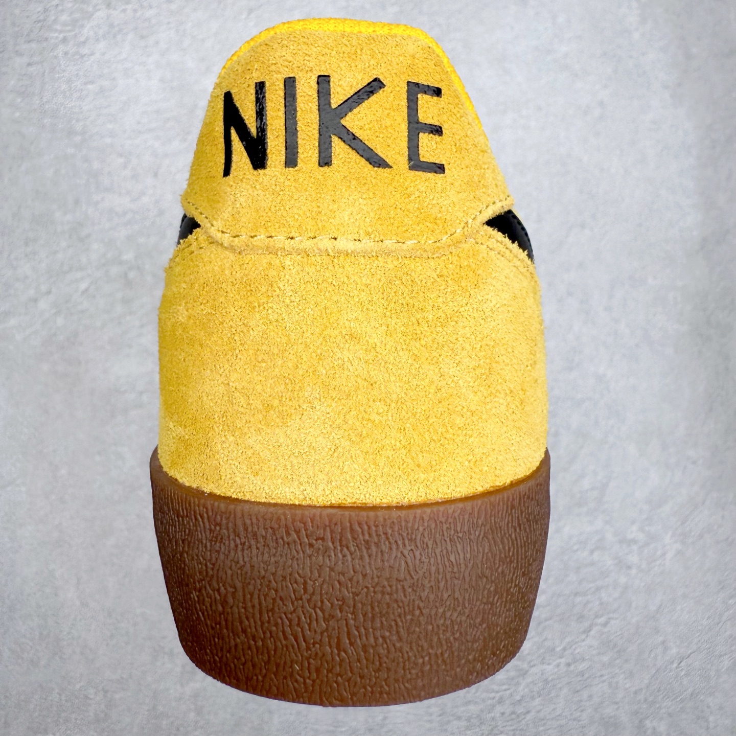 图片[8]-J.Crew x NK Killshot II Leather 联名复古板鞋 FQ8903-700 采用米白色皮革制作鞋身 Swoosh 点缀其中 最后搭载棕色生胶大底 流露出满满的复古气气息 尺码：36 36.5 37.5 38 38.5 39 40 40.5 41 42 42.5 43 44 44.5 45-选品中心