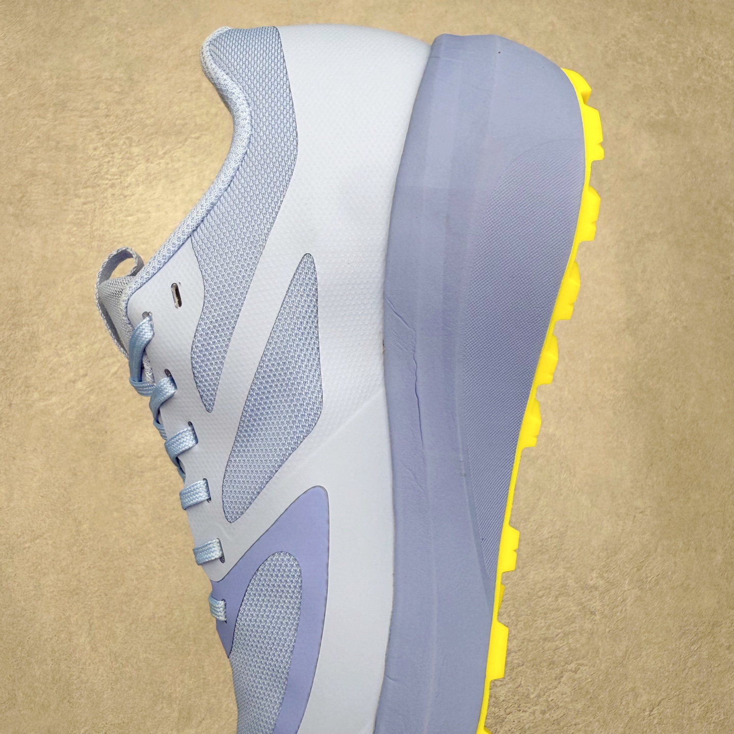 图片[7]-Arcteryx Norvan LD 3 始祖鸟舒适柔软防滑耐磨低帮越野跑步鞋 Arcteryx中文名始祖鸟 加拿大户外服饰品牌 1989年创立于加拿大温哥华 始祖鸟来自加拿大海岸山脉 植根高山的专业户外品牌 始终秉承对精湛设计和工艺孜孜以求的准则 从1989年创立至今 Arcteryx始终不断在产品设计与做工上不惜工本 以满足始祖鸟的标准 品质、设计以及精简的理念造就了其良好的性能 并能满足严苛环境下的使用需求 尺码：36 37 38 39 40 41 42 43 44-选品中心