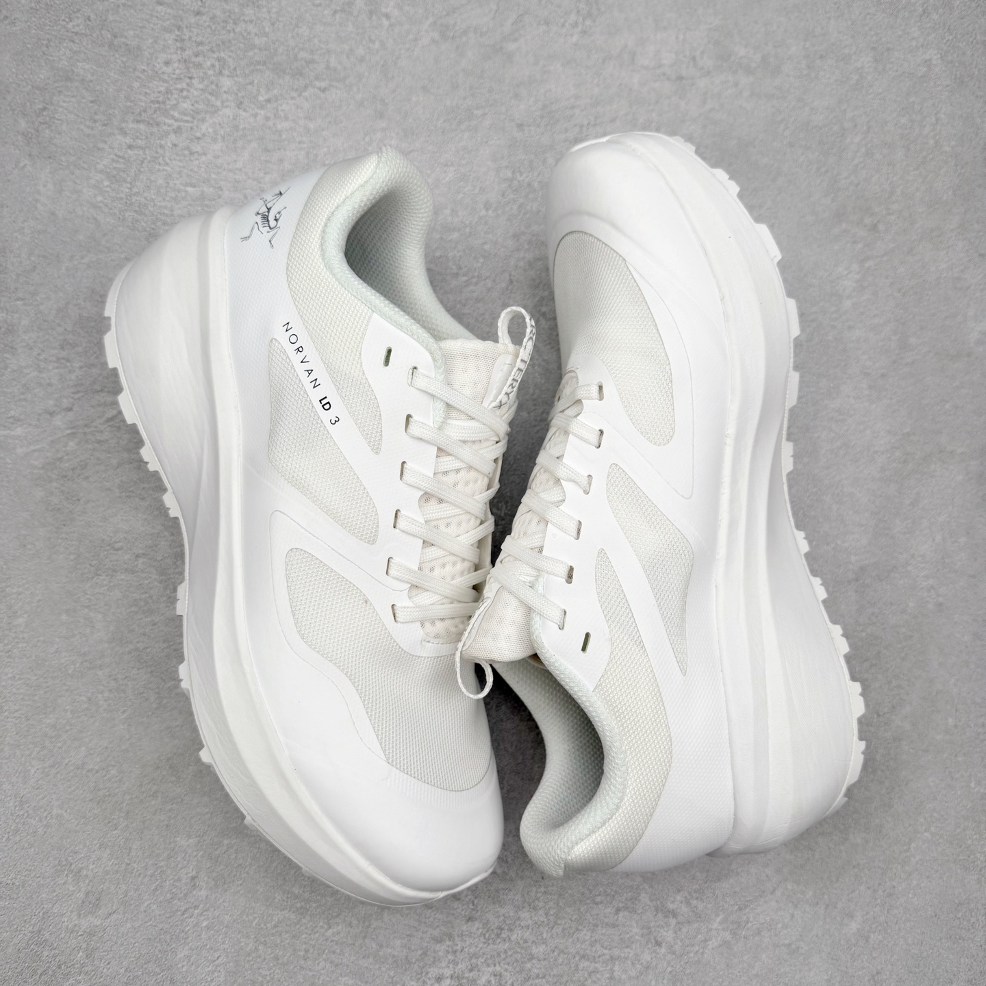 图片[3]-Arcteryx Norvan LD 3 始祖鸟舒适柔软防滑耐磨低帮越野跑步鞋 Arcteryx中文名始祖鸟 加拿大户外服饰品牌 1989年创立于加拿大温哥华 始祖鸟来自加拿大海岸山脉 植根高山的专业户外品牌 始终秉承对精湛设计和工艺孜孜以求的准则 从1989年创立至今 Arcteryx始终不断在产品设计与做工上不惜工本 以满足始祖鸟的标准 品质、设计以及精简的理念造就了其良好的性能 并能满足严苛环境下的使用需求 尺码：36 37 38 39 40 41 42 43 44-选品中心