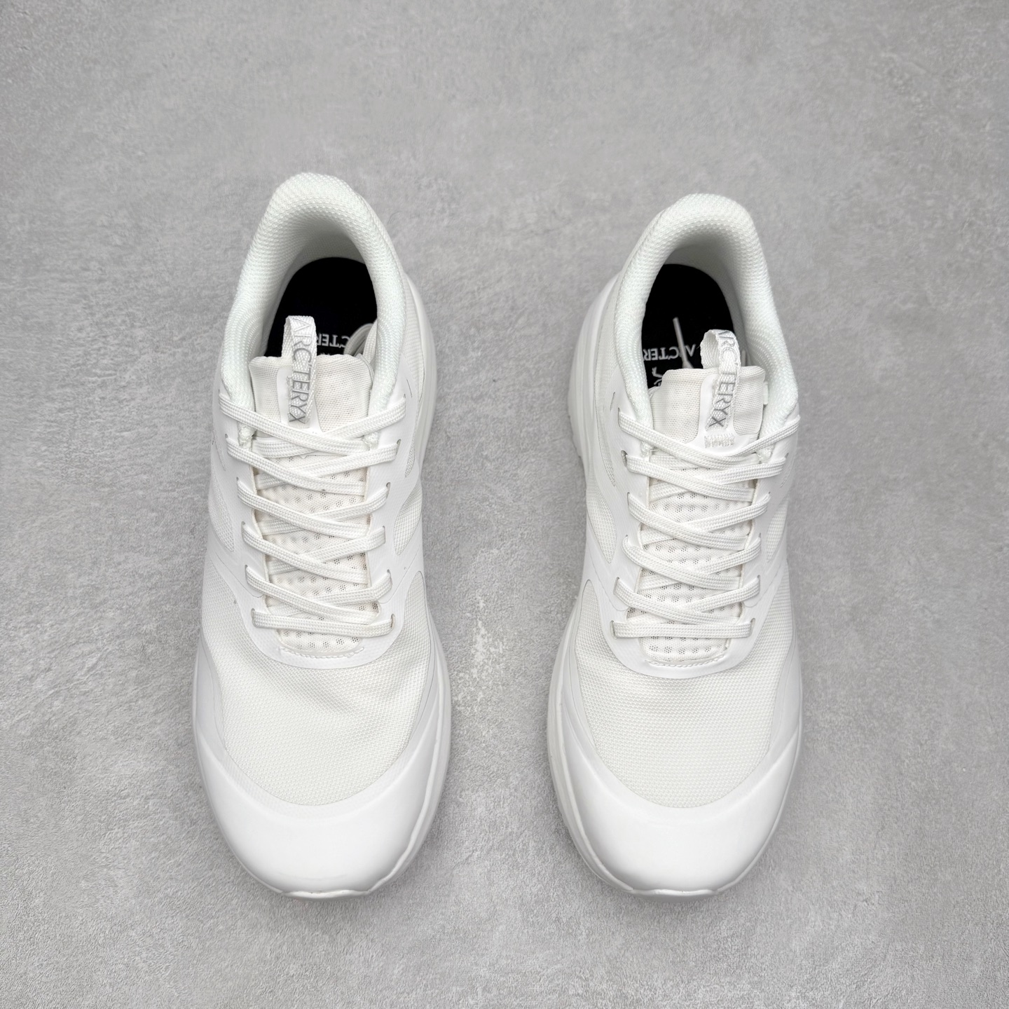 图片[2]-Arcteryx Norvan LD 3 始祖鸟舒适柔软防滑耐磨低帮越野跑步鞋 Arcteryx中文名始祖鸟 加拿大户外服饰品牌 1989年创立于加拿大温哥华 始祖鸟来自加拿大海岸山脉 植根高山的专业户外品牌 始终秉承对精湛设计和工艺孜孜以求的准则 从1989年创立至今 Arcteryx始终不断在产品设计与做工上不惜工本 以满足始祖鸟的标准 品质、设计以及精简的理念造就了其良好的性能 并能满足严苛环境下的使用需求 尺码：36 37 38 39 40 41 42 43 44-选品中心