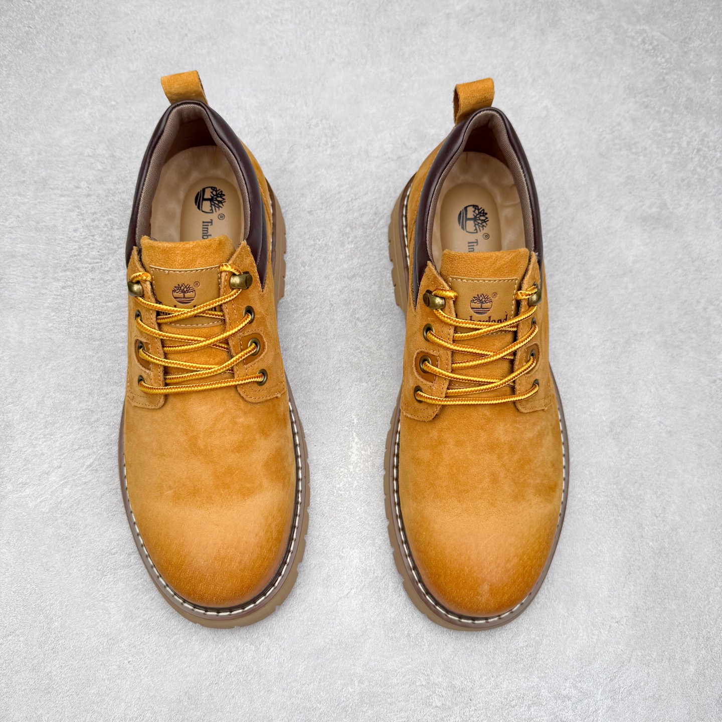 图片[2]-Timberland 天伯伦/添柏岚经典款 户外低帮工装休闲鞋 经典再造 全新升级 广东大厂品质 原盒原包装 面料采用意大利🇮🇹顶级磨砂牛皮 搭配防臭防腐真皮乳胶鞋垫 给您完美的穿着体验 质量考究耐穿 型男必备 专治不帅 高品质脚感一流 独家供应 尺码：39-44 (偏大一码)-选品中心