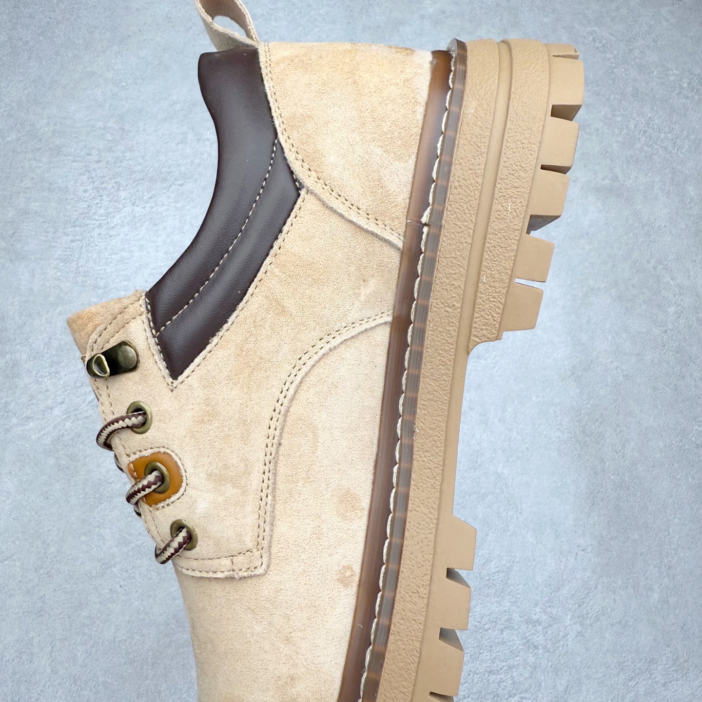 图片[7]-Timberland 天伯伦/添柏岚经典款 户外低帮工装休闲鞋 经典再造 全新升级 广东大厂品质 原盒原包装 面料采用意大利🇮🇹顶级磨砂牛皮 搭配防臭防腐真皮乳胶鞋垫 给您完美的穿着体验 质量考究耐穿 型男必备 专治不帅 高品质脚感一流 独家供应 尺码：39-44 (偏大一码)-选品中心