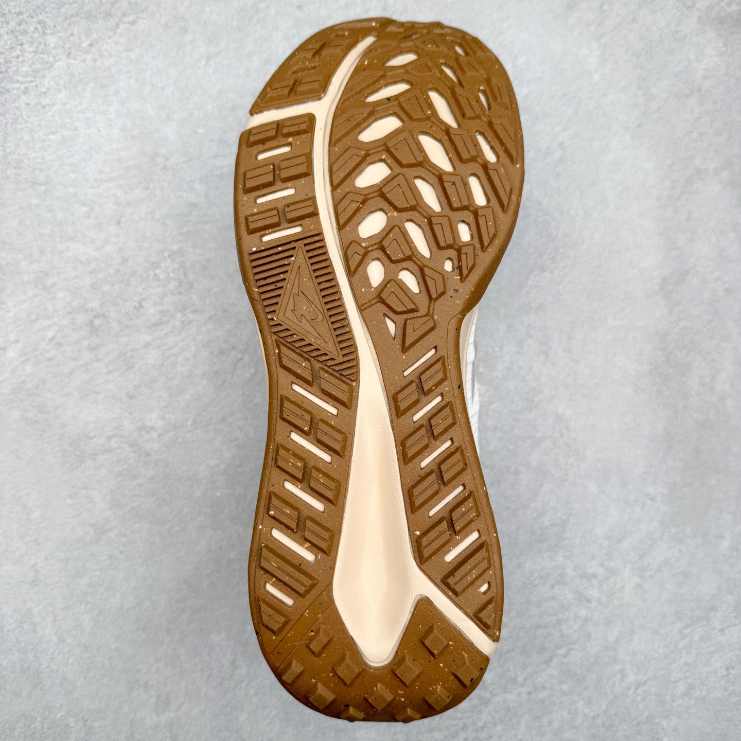 图片[9]-＃福利特价 NK JUNIPER TRAIL ATC Next Nature 越野跑步鞋 登月兼顾迅疾外观和稳固脚感 后跟覆面和中足动态支撑巧妙融合 缔造稳定顺畅的迈步体验 尺码：36 36.5 37.5 38 38.5 39 40 40.5 41 42 42.5 43 44 44.5 45-选品中心