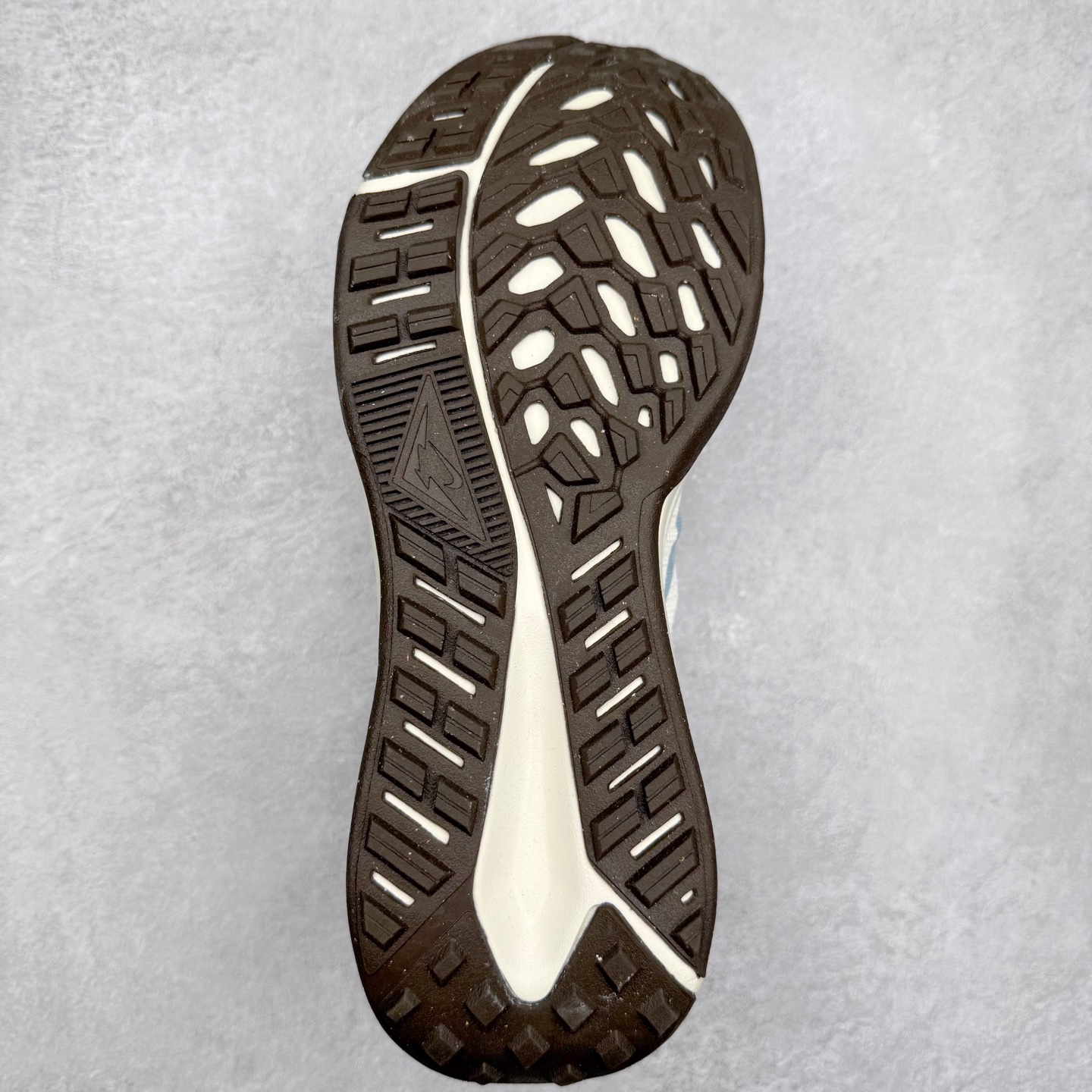 图片[9]-＃福利特价 NK JUNIPER TRAIL ATC Next Nature 越野跑步鞋 登月兼顾迅疾外观和稳固脚感 后跟覆面和中足动态支撑巧妙融合 缔造稳定顺畅的迈步体验 尺码：36 36.5 37.5 38 38.5 39 40 40.5 41 42 42.5 43 44 44.5 45-选品中心