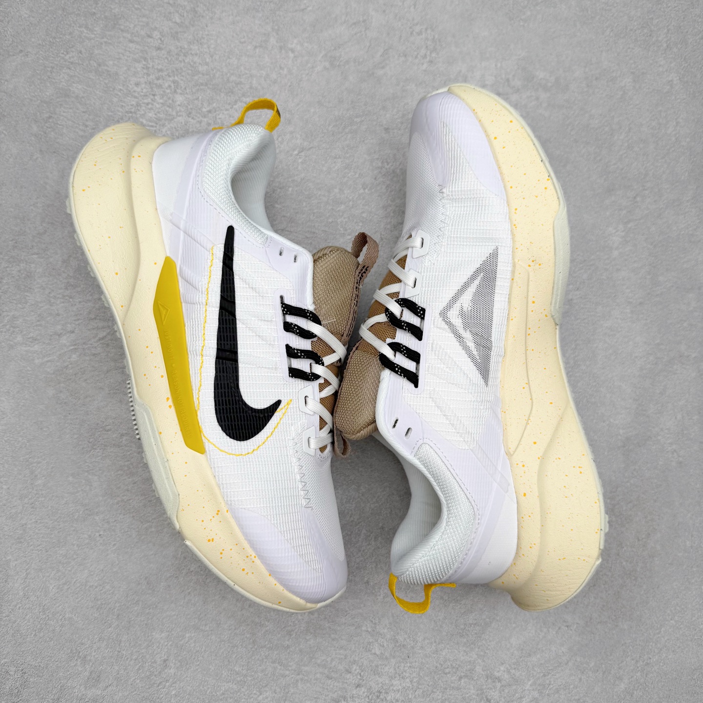 图片[3]-＃福利特价 NK JUNIPER TRAIL ATC Next Nature 越野跑步鞋 登月兼顾迅疾外观和稳固脚感 后跟覆面和中足动态支撑巧妙融合 缔造稳定顺畅的迈步体验 尺码：36 36.5 37.5 38 38.5 39 40 40.5 41 42 42.5 43 44 44.5 45-选品中心