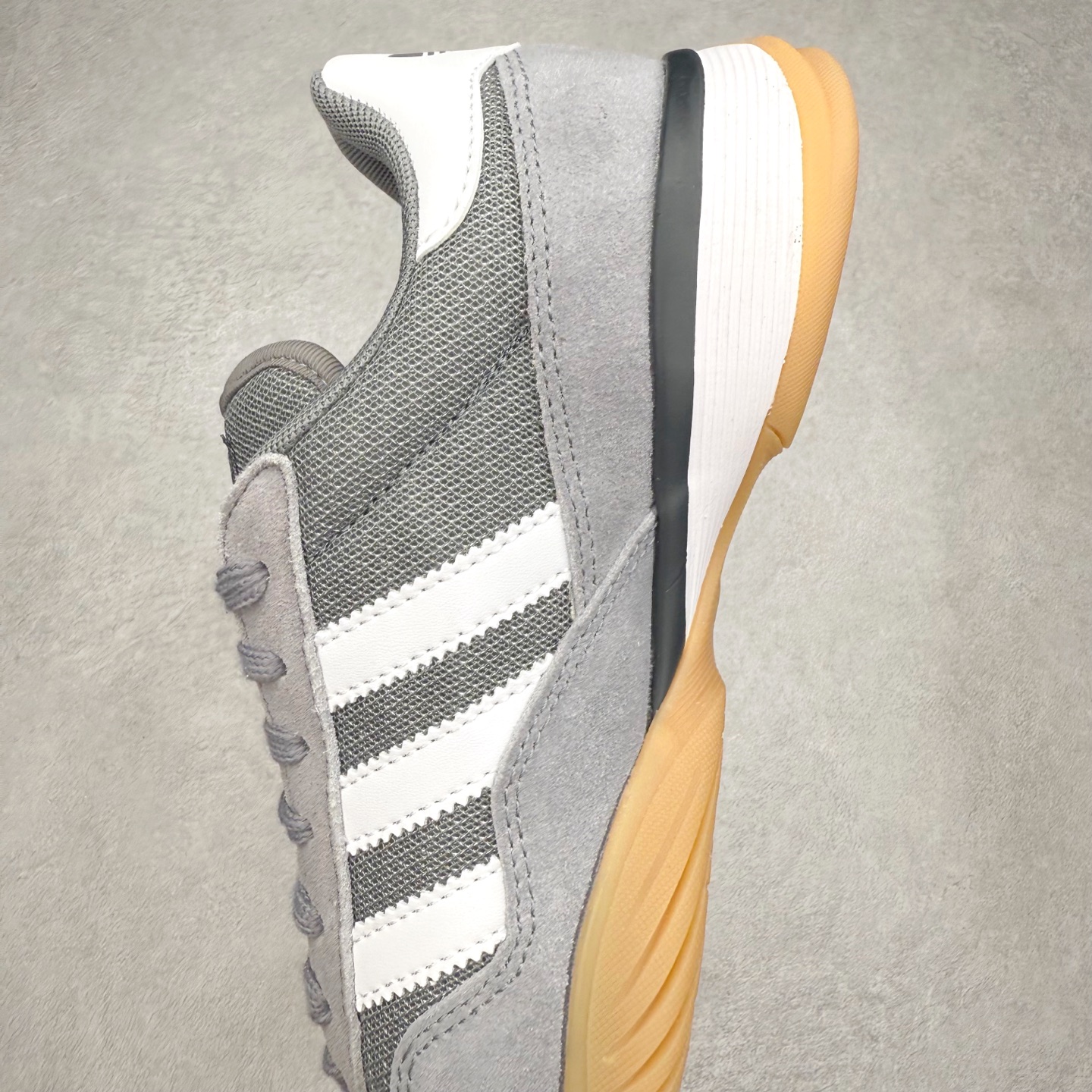 图片[7]-AD Originals Gazelle Sala 舒适柔软耐磨低帮 生活休闲鞋 男女同款 JQ0887 实拍调校N版已经零色差零失真 百分百还原实物色彩所见即所得 不存在货不对板色差等低级问题 选购参考实物拍摄 不混卖不参货 只用心做好货严格选品 承诺混一赔十 尺码：36 36.5 37.5 38 38.5 39 40 40.5 41 42 42.5 43 44 44.5 45-选品中心