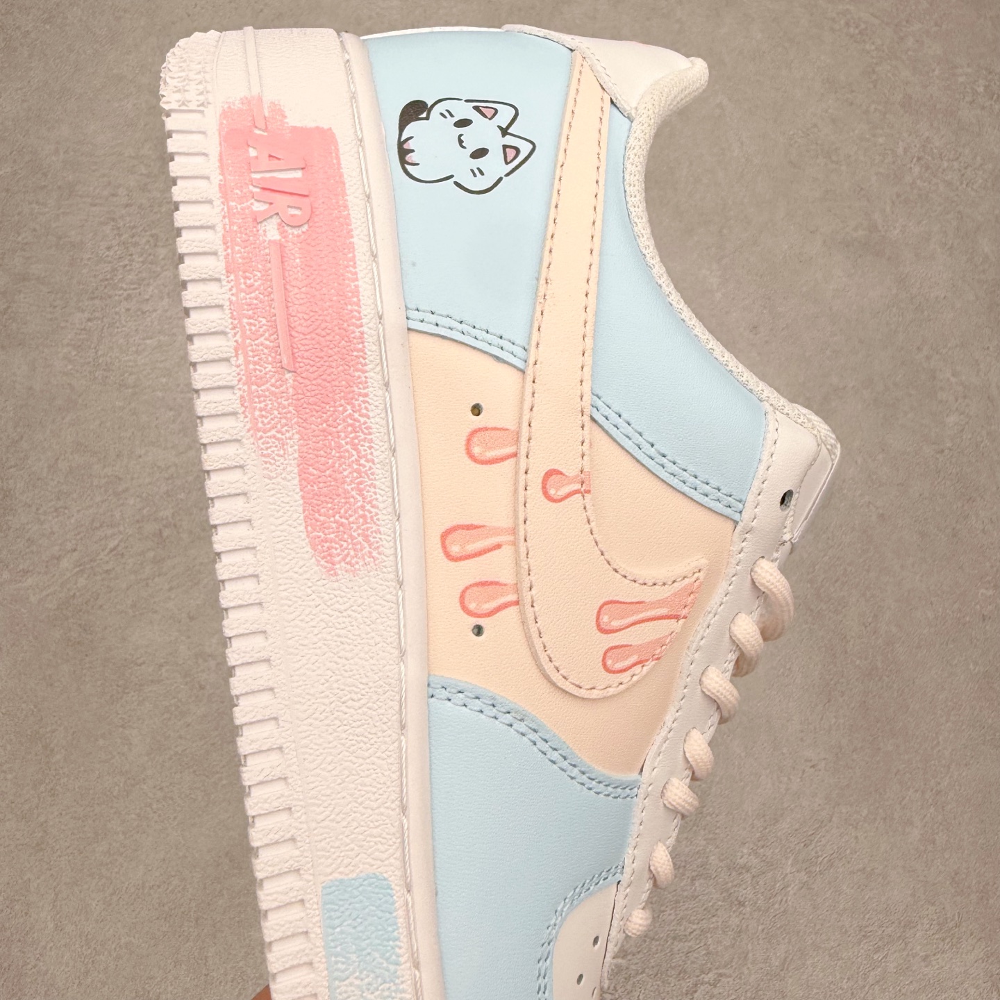 图片[6]-NK Air Force 1´07 Low 空军一号低帮百搭休闲运动板鞋 ZH0316-107 柔软、弹性十足的缓震性能和出色的中底设计 横跨复古与现代的外型结合 造就出风靡全球 三十多年的Force 1 直到今天还深受青睐 实拍调校N版已经零色差零失真 百分百还原实物色彩所见即所得 不存在货不对板色差等低级问题 选购参考实物拍摄 不混卖不参货 只用心做好货严格选品 承诺混一赔十 尺码：36 36.5 37.5 38 38.5 39 40 40.5 41 42 42.5 43 44 44.5 45-选品中心