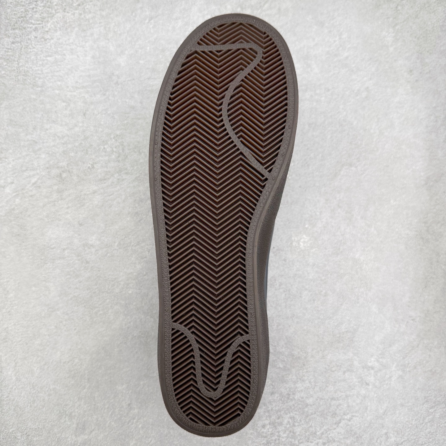 图片[9]-J.Crew x NK Killshot II Leather 联名复古板鞋 IM4842-099 采用米白色皮革制作鞋身 Swoosh 点缀其中 最后搭载棕色生胶大底 流露出满满的复古气气息 尺码：36 36.5 37.5 38 38.5 39 40 40.5 41 42 42.5 43 44 44.5 45-选品中心