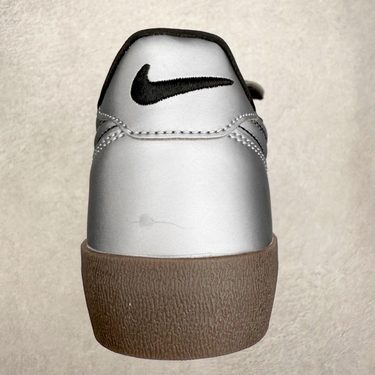 图片[8]-J.Crew x NK Killshot II Leather 联名复古板鞋 IM4842-099 采用米白色皮革制作鞋身 Swoosh 点缀其中 最后搭载棕色生胶大底 流露出满满的复古气气息 尺码：36 36.5 37.5 38 38.5 39 40 40.5 41 42 42.5 43 44 44.5 45-选品中心