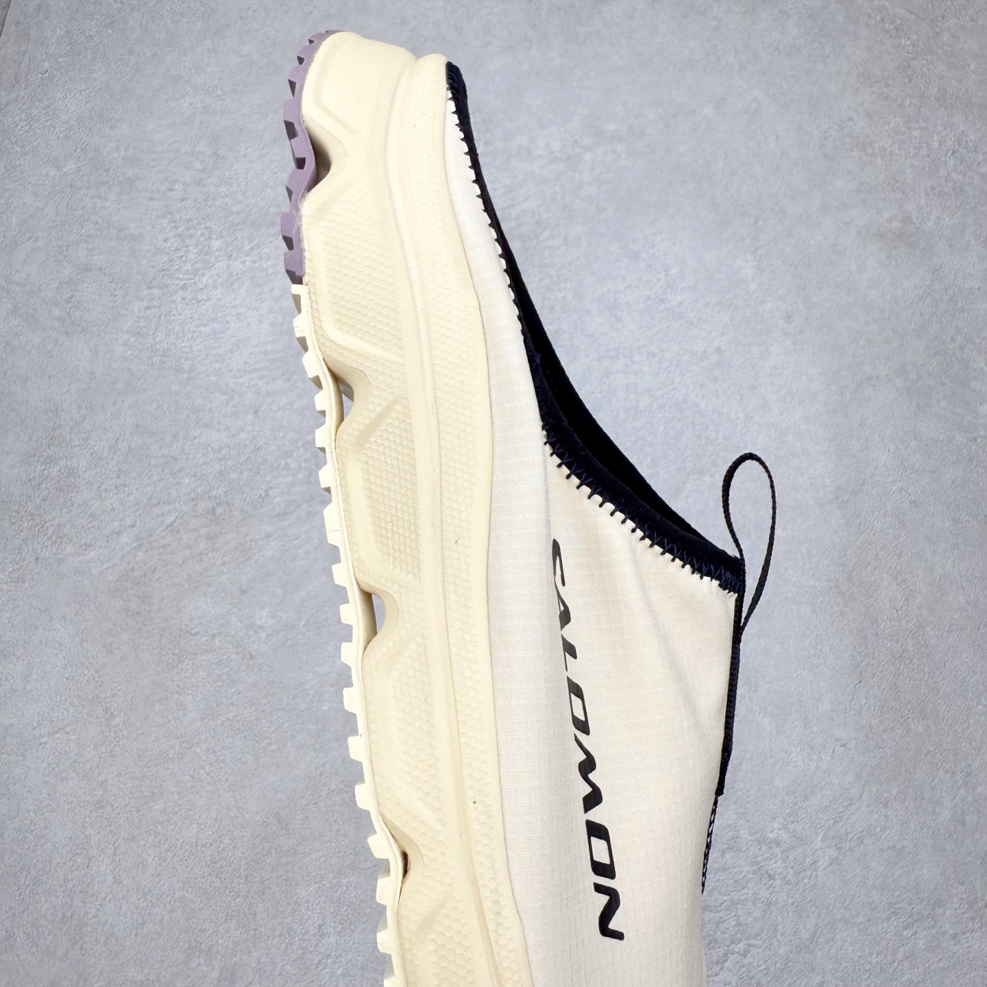 图片[6]-＃HP SALOMON萨洛蒙 RX Slide 3.0 CANVAS 舒适柔软 防滑包头拖鞋 男女同款 SALOMON诞生于1947年的法国阿尔卑斯山区，全球知名的户外运动品牌。一直致力于推动滑雪、越野跑等山地运动的发展及产品的进步。其产品设计致力于追求创新和发掘产品的性能极限，帮助喜欢自由的人在山地间不断挑战自我。实拍调校N版已经零色差零失真 百分百还原实物色彩所见即所得 不存在货不对板色差等低级问题 选购参考实物拍摄 不混卖不参货 只用心做好货严格选品 承诺混一赔十 尺码：36 36.5 37.5 38 38.5 39 40 40.5 41 42 42.5 43 44 44.5 45-选品中心