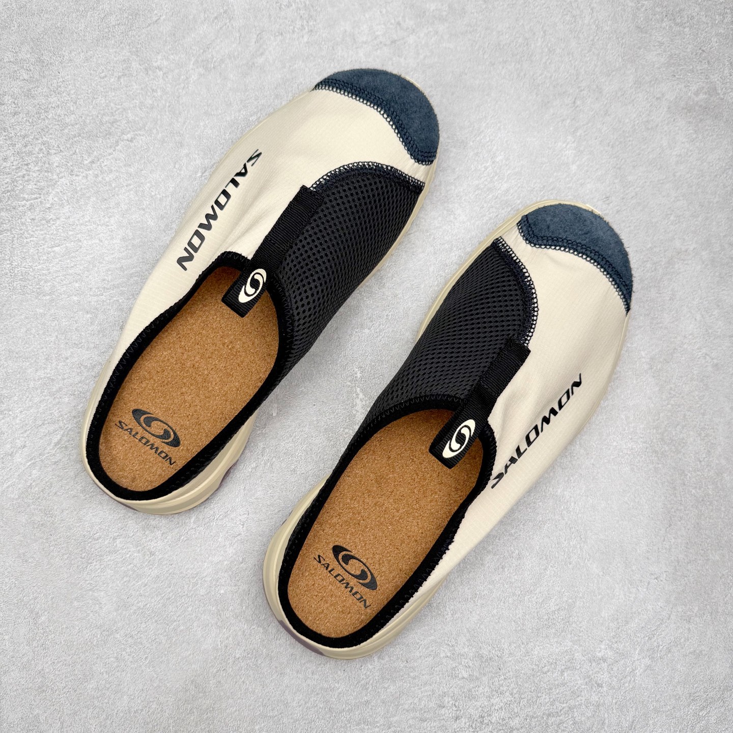 图片[3]-＃HP SALOMON萨洛蒙 RX Slide 3.0 CANVAS 舒适柔软 防滑包头拖鞋 男女同款 SALOMON诞生于1947年的法国阿尔卑斯山区，全球知名的户外运动品牌。一直致力于推动滑雪、越野跑等山地运动的发展及产品的进步。其产品设计致力于追求创新和发掘产品的性能极限，帮助喜欢自由的人在山地间不断挑战自我。实拍调校N版已经零色差零失真 百分百还原实物色彩所见即所得 不存在货不对板色差等低级问题 选购参考实物拍摄 不混卖不参货 只用心做好货严格选品 承诺混一赔十 尺码：36 36.5 37.5 38 38.5 39 40 40.5 41 42 42.5 43 44 44.5 45-选品中心