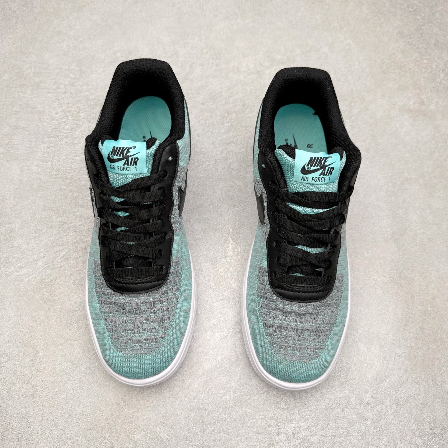 图片[2]-NK Air Force 1´07 Low 空军一号低帮百搭休闲运动板鞋 CI0051-600 柔软、弹性十足的缓震性能和出色的中底设计 横跨复古与现代的外型结合 造就出风靡全球 三十多年的Force 1 直到今天还深受青睐 实拍调校N版已经零色差零失真 百分百还原实物色彩所见即所得 不存在货不对板色差等低级问题 选购参考实物拍摄 不混卖不参货 只用心做好货严格选品 承诺混一赔十 尺码：36 36.5 37.5 38 38.5 39 40 40.5 41 42 42.5 43 44 44.5 45-选品中心