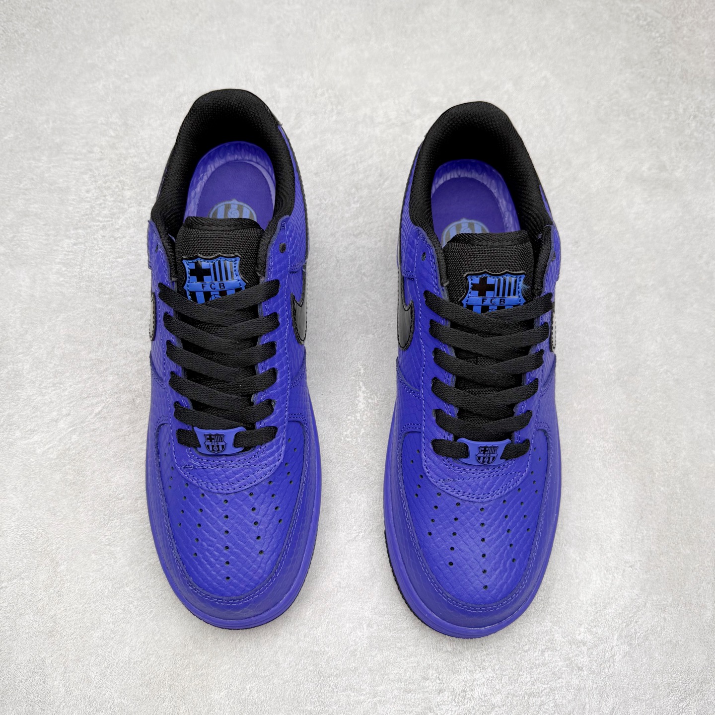 图片[2]-NK Air Force 1´07 Low 空军一号低帮百搭休闲运动板鞋 II7062-500 柔软、弹性十足的缓震性能和出色的中底设计 横跨复古与现代的外型结合 造就出风靡全球 三十多年的Force 1 直到今天还深受青睐 实拍调校N版已经零色差零失真 百分百还原实物色彩所见即所得 不存在货不对板色差等低级问题 选购参考实物拍摄 不混卖不参货 只用心做好货严格选品 承诺混一赔十 尺码：36 36.5 37.5 38 38.5 39 40 40.5 41 42 42.5 43 44 44.5 45-选品中心