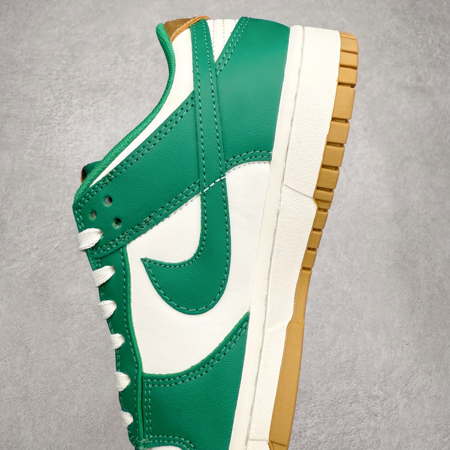 图片[7]-＃福利特价 NK SB Dunk Low 低帮系列滑板鞋 白菜价 万双库存轰炸 大厂出品 极力推荐 全套原楦原模倾力打造完美版型 独家原厂航空铝磨具打磨大底 鞋头坡度极致还原 原盒原配 尺码：36 36.5 37.5 38 38.5 39 40 40.5 41 42 42.5 43 44 44.5 45 46-选品中心