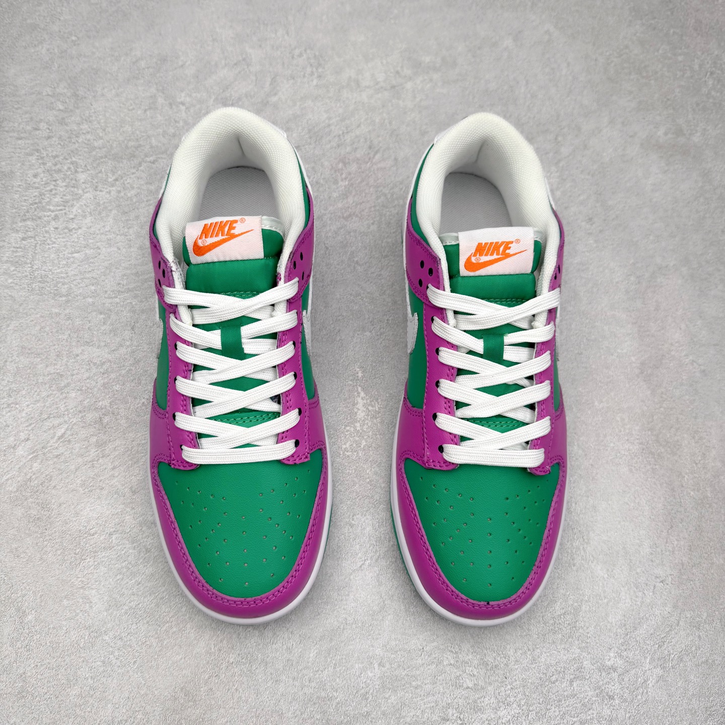 图片[2]-＃福利特价 NK SB Dunk Low 低帮系列滑板鞋 白菜价 万双库存轰炸 大厂出品 极力推荐 全套原楦原模倾力打造完美版型 独家原厂航空铝磨具打磨大底 鞋头坡度极致还原 原盒原配 尺码：36 36.5 37.5 38 38.5 39 40 40.5 41 42 42.5 43 44 44.5 45 46-选品中心