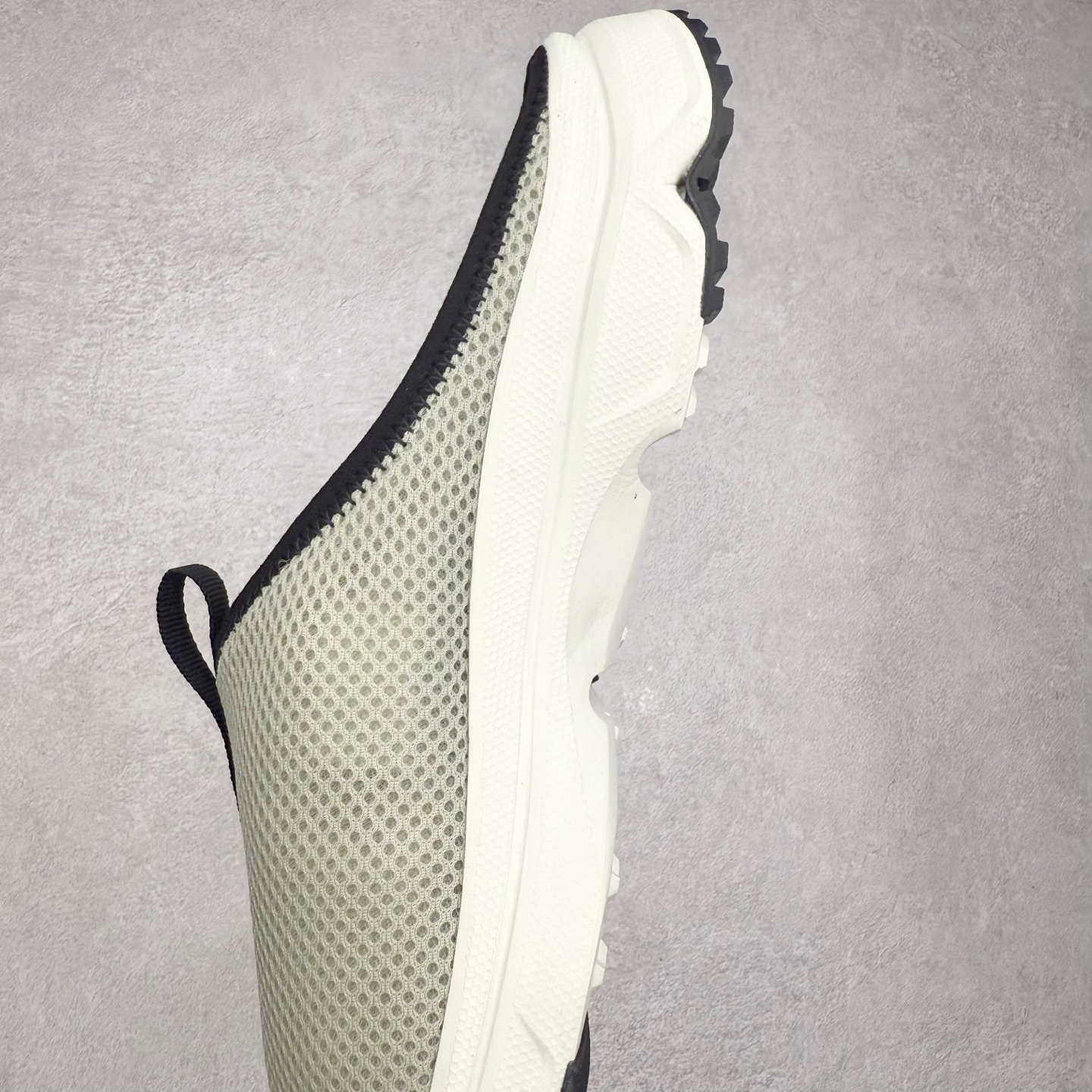 图片[7]-＃HP SALOMON萨洛蒙 RX Slide 3.0 CANVAS 舒适柔软 防滑包头拖鞋 男女同款 SALOMON诞生于1947年的法国阿尔卑斯山区，全球知名的户外运动品牌。一直致力于推动滑雪、越野跑等山地运动的发展及产品的进步。其产品设计致力于追求创新和发掘产品的性能极限，帮助喜欢自由的人在山地间不断挑战自我。实拍调校N版已经零色差零失真 百分百还原实物色彩所见即所得 不存在货不对板色差等低级问题 选购参考实物拍摄 不混卖不参货 只用心做好货严格选品 承诺混一赔十 尺码：36 36.5 37.5 38 38.5 39 40 40.5 41 42 42.5 43 44 44.5 45-选品中心