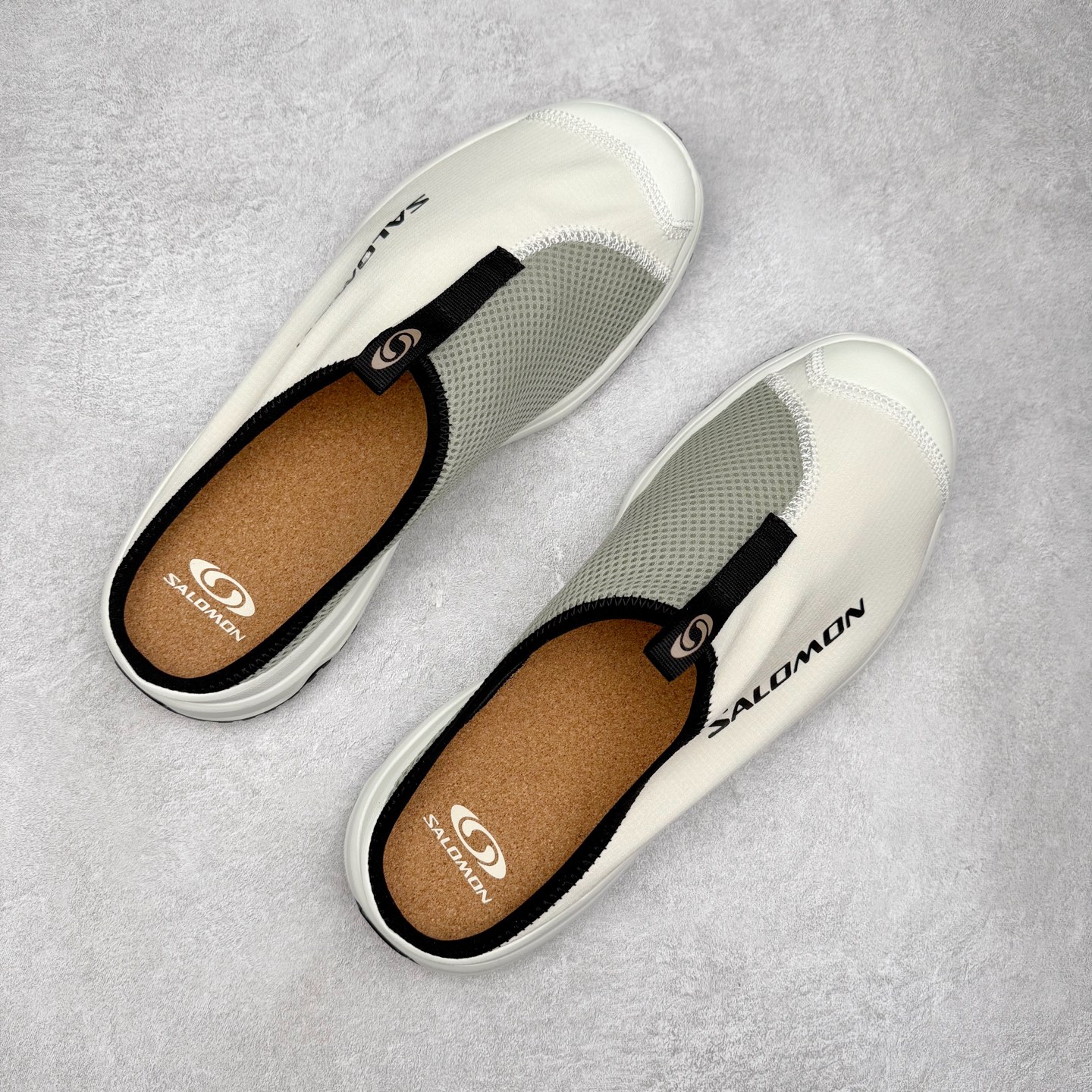 图片[3]-＃HP SALOMON萨洛蒙 RX Slide 3.0 CANVAS 舒适柔软 防滑包头拖鞋 男女同款 SALOMON诞生于1947年的法国阿尔卑斯山区，全球知名的户外运动品牌。一直致力于推动滑雪、越野跑等山地运动的发展及产品的进步。其产品设计致力于追求创新和发掘产品的性能极限，帮助喜欢自由的人在山地间不断挑战自我。实拍调校N版已经零色差零失真 百分百还原实物色彩所见即所得 不存在货不对板色差等低级问题 选购参考实物拍摄 不混卖不参货 只用心做好货严格选品 承诺混一赔十 尺码：36 36.5 37.5 38 38.5 39 40 40.5 41 42 42.5 43 44 44.5 45-选品中心