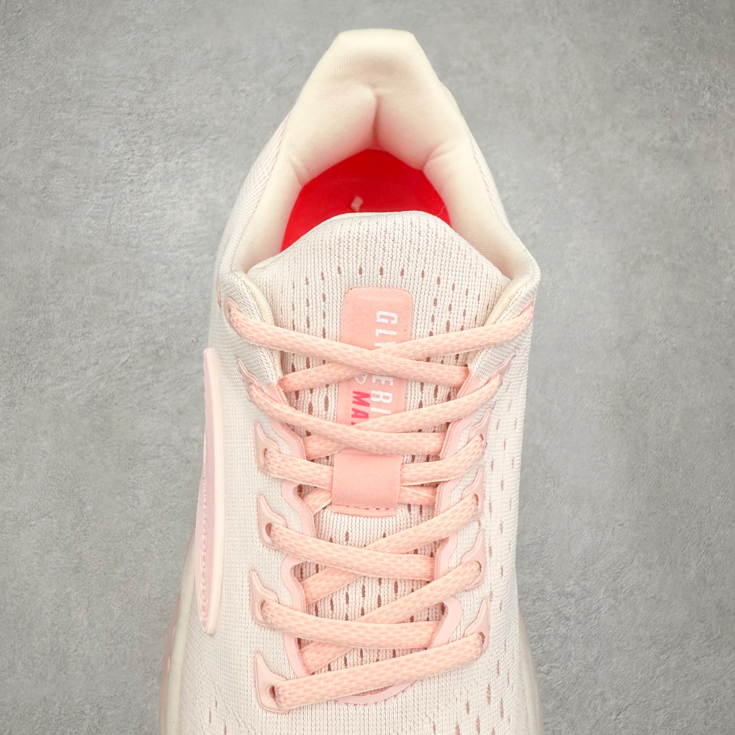 图片[5]-Brooks布鲁克斯 Glycerin max 舒适简约防滑耐磨 低帮跑步鞋 实拍调校N版已经零色差零失真 百分百还原实物色彩所见即所得 不存在货不对板色差等低级问题 选购参考实物拍摄 不混卖不参货 只用心做好货严格选品 承诺混一赔十 尺码：36 36.5 37.5 38 38.5 39 40 40.5 41 42 42.5 43 44 44.5 45-选品中心