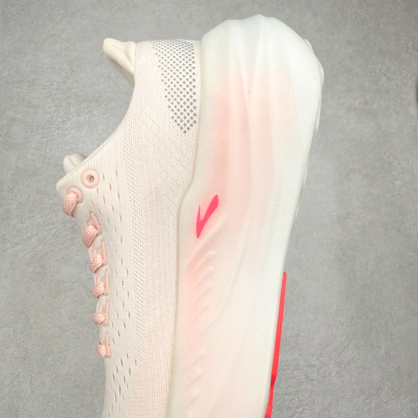 图片[7]-Brooks布鲁克斯 Glycerin max 舒适简约防滑耐磨 低帮跑步鞋 实拍调校N版已经零色差零失真 百分百还原实物色彩所见即所得 不存在货不对板色差等低级问题 选购参考实物拍摄 不混卖不参货 只用心做好货严格选品 承诺混一赔十 尺码：36 36.5 37.5 38 38.5 39 40 40.5 41 42 42.5 43 44 44.5 45-选品中心