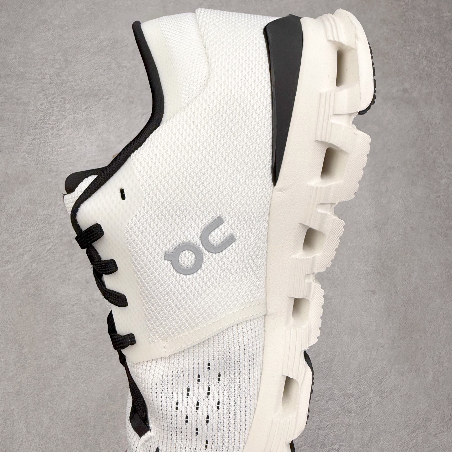 图片[7]-On昂跑 Cloud X 1 舒适百搭低帮碳板休闲跑步鞋 此运动品牌 开创于2010年 缓震着陆、强效回弹、轻柔质感的设计构思始终是ON研制关键 与此同时基于“为全球提供革新性的跑步感受”信念 陆续推出了多款跑鞋及其以专业运动人体跑步工程学为设计关键的功能性跑步服饰设备 让跑者不费力气地畅快畅跑 尺码：36 36.5 37.5 38 38.5 39 40 40.5 41 42 42.5 43 44 44.5 45-选品中心