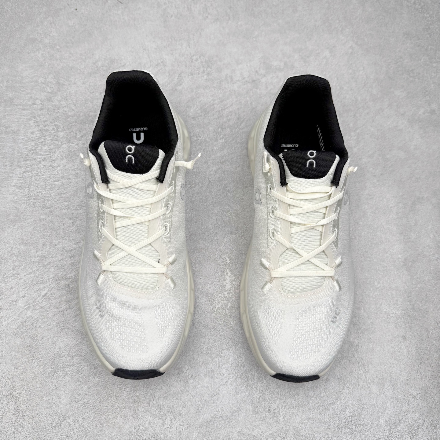 图片[2]-On昂跑 Cloudtilt 圆头系带减震耐磨低帮生活休闲鞋 此运动品牌 开创于2010年 缓震着陆、强效回弹、轻柔质感的设计构思始终是ON研制关键 与此同时基于“为全球提供革新性的跑步感受”信念 陆续推出了多款跑鞋及其以专业运动人体跑步工程学为设计关键的功能性跑步服饰设备 让跑者不费力气地畅快畅跑 尺码：36 36.5 37.5 38 38.5 39 40 40.5 41 42 42.5 43 44 44.5 45-选品中心