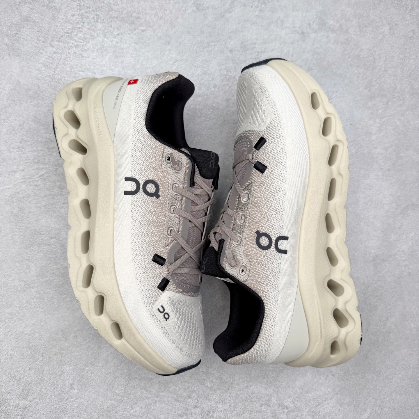 图片[3]-On昂跑 Cloudtilt 圆头系带减震耐磨低帮生活休闲鞋 此运动品牌 开创于2010年 缓震着陆、强效回弹、轻柔质感的设计构思始终是ON研制关键 与此同时基于“为全球提供革新性的跑步感受”信念 陆续推出了多款跑鞋及其以专业运动人体跑步工程学为设计关键的功能性跑步服饰设备 让跑者不费力气地畅快畅跑 尺码：36 36.5 37.5 38 38.5 39 40 40.5 41 42 42.5 43 44 44.5 45-选品中心