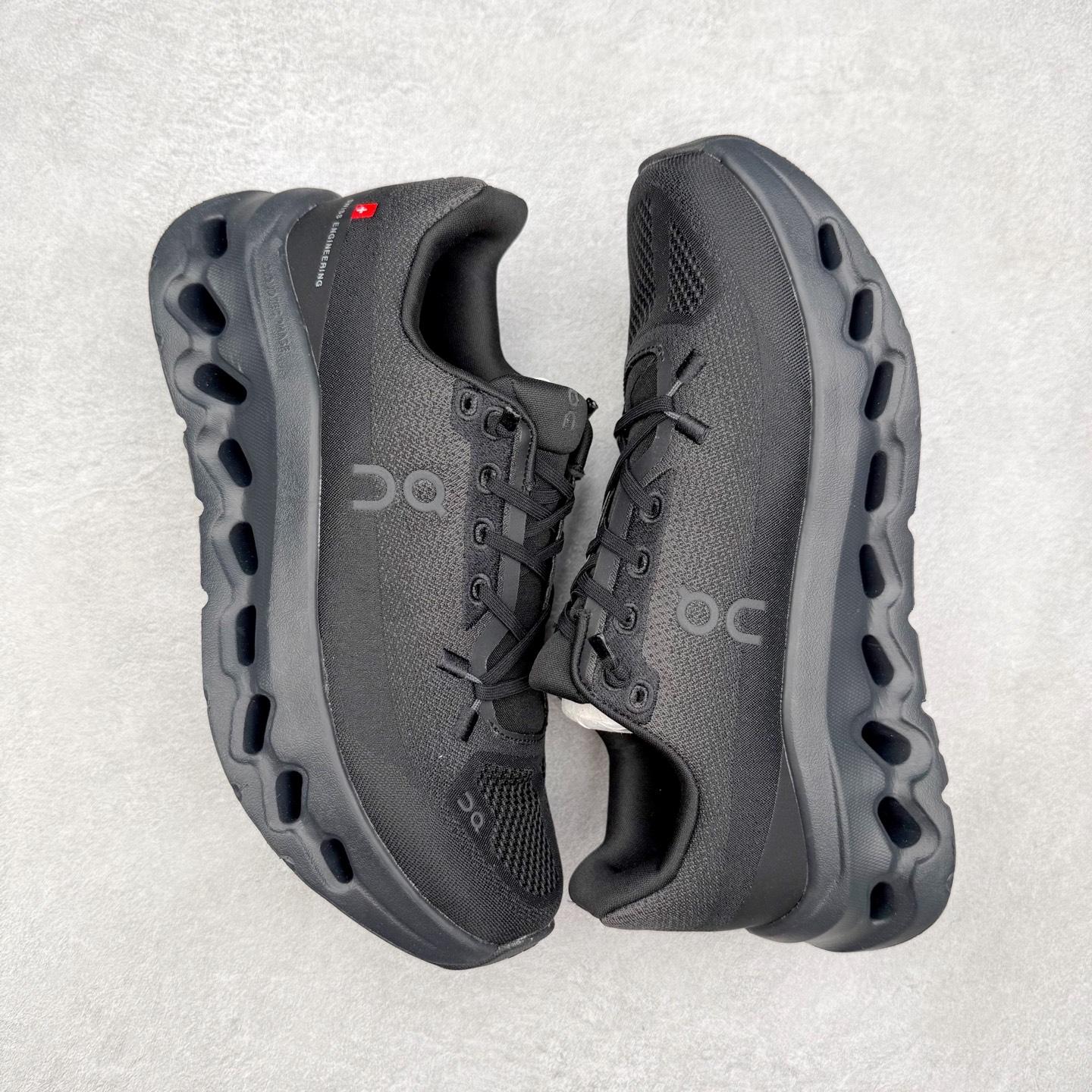 图片[3]-On昂跑 Cloudtilt 圆头系带减震耐磨低帮生活休闲鞋 此运动品牌 开创于2010年 缓震着陆、强效回弹、轻柔质感的设计构思始终是ON研制关键 与此同时基于“为全球提供革新性的跑步感受”信念 陆续推出了多款跑鞋及其以专业运动人体跑步工程学为设计关键的功能性跑步服饰设备 让跑者不费力气地畅快畅跑 尺码：36 36.5 37.5 38 38.5 39 40 40.5 41 42 42.5 43 44 44.5 45-选品中心