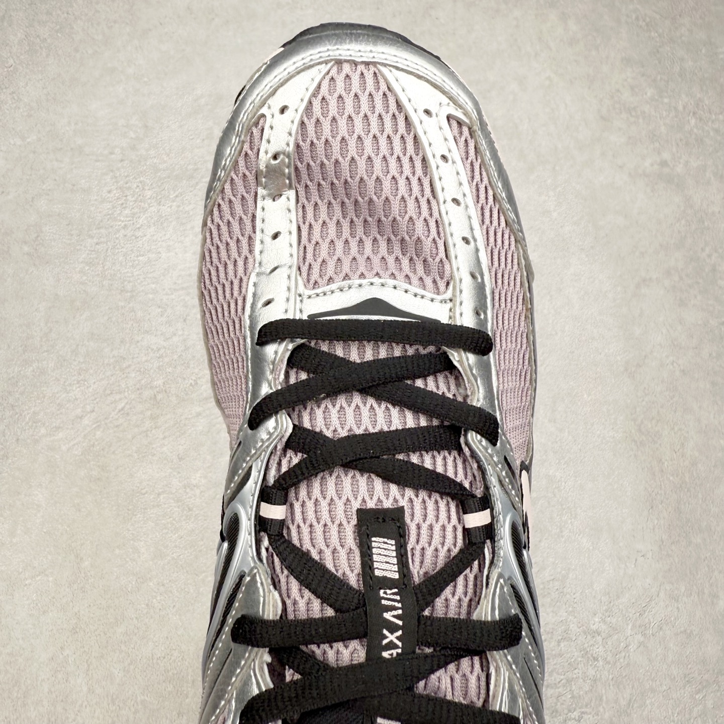 图片[4]-NK Air Max Moto 2K 舒适百搭耐磨 低帮跑步鞋 HQ2056-200 实拍调校N版已经零色差零失真 百分百还原实物色彩所见即所得 不存在货不对板色差等低级问题 选购参考实物拍摄 不混卖不参货 只用心做好货严格选品 承诺混一赔十 尺码：36 36.5 37.5 38 38.5 39 40 40.5 41 42 42.5 43 44 44.5 45-选品中心