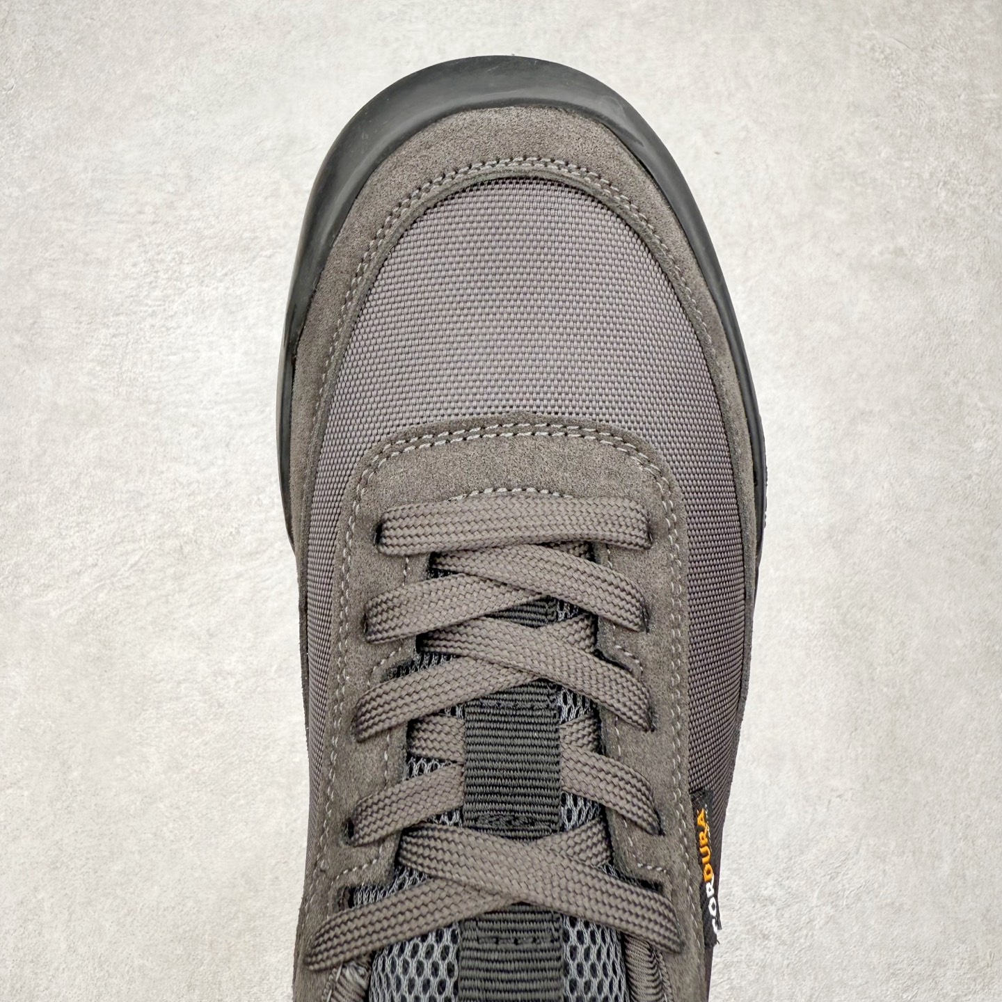 图片[4]-THE NORTH FACE Clyffe 北面舒适百搭 防滑耐磨 低帮 生活休闲鞋 男女同款 North Face于1966年成立，一直致力于为户外运动员的每一次严酷探索提供专业装备。作为全球户外运动领导品牌，The NorthFace以经过专业运动员测试、适应各类户外需求的产品助力探索者不断超越自我，激发人类潜能。The North Face象征着众多山脉中更冷、更值得挑战的北坡。品牌标志则来自Half Dome，一座位于美国加州Yosemite NationalPark（优胜美地国家公园）里的山峰，中文名字取为「北面」，象征着不畏惧的户外探索精神。1997年，The North Face采用全新的宣传标语「Never Stop Exploring探索永不停止」，体现品牌的探索精神，成为品牌的座右铭。尺码：36/45-选品中心