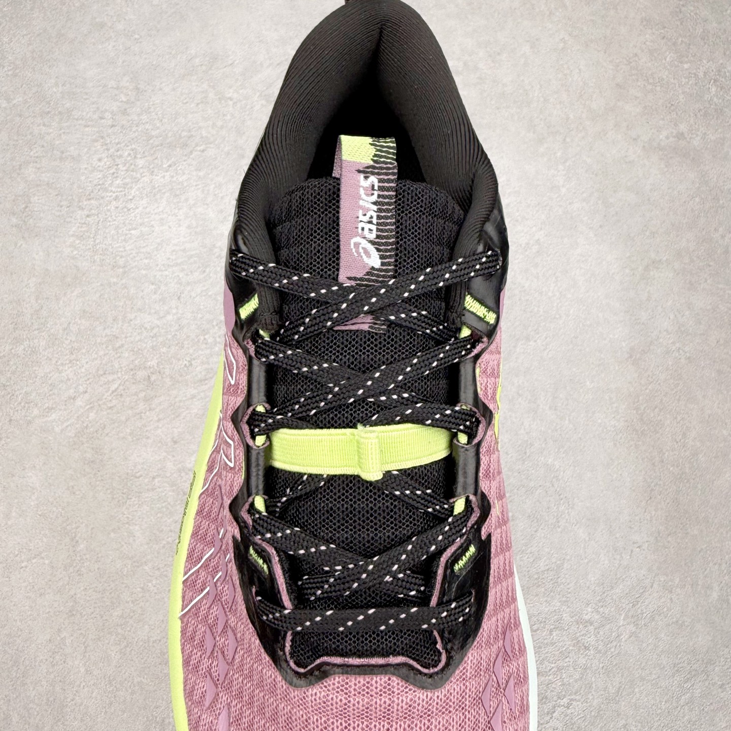 图片[5]-Asics GEL-TRABUCO 13 GTX 亚瑟士舒适百搭轻便透气减震低帮跑步鞋 ASICS（亚瑟士）是日本实业家鬼冢喜八郎创立的跑鞋运动品牌，名字想法源自著名的拉丁谚语“AnimaSana In Corpore Sano”，意为“健全的精神寓于强健的体魄”。正如其名字的含义，ASICS亚瑟士一直坚信保持身体的健康与活力是打造健康快乐的生活方式的最佳途径。亚瑟士的跑鞋、篮球鞋等系列集专业与美貌于一身，拥有极高的热度。2016年，ASICS在“2016年日本最佳全球品牌”排行榜名列第17名。尺码：36 37 37.5 38 39 39.5 40 40.5 41.5 42 42.5 43.5 44 45-选品中心