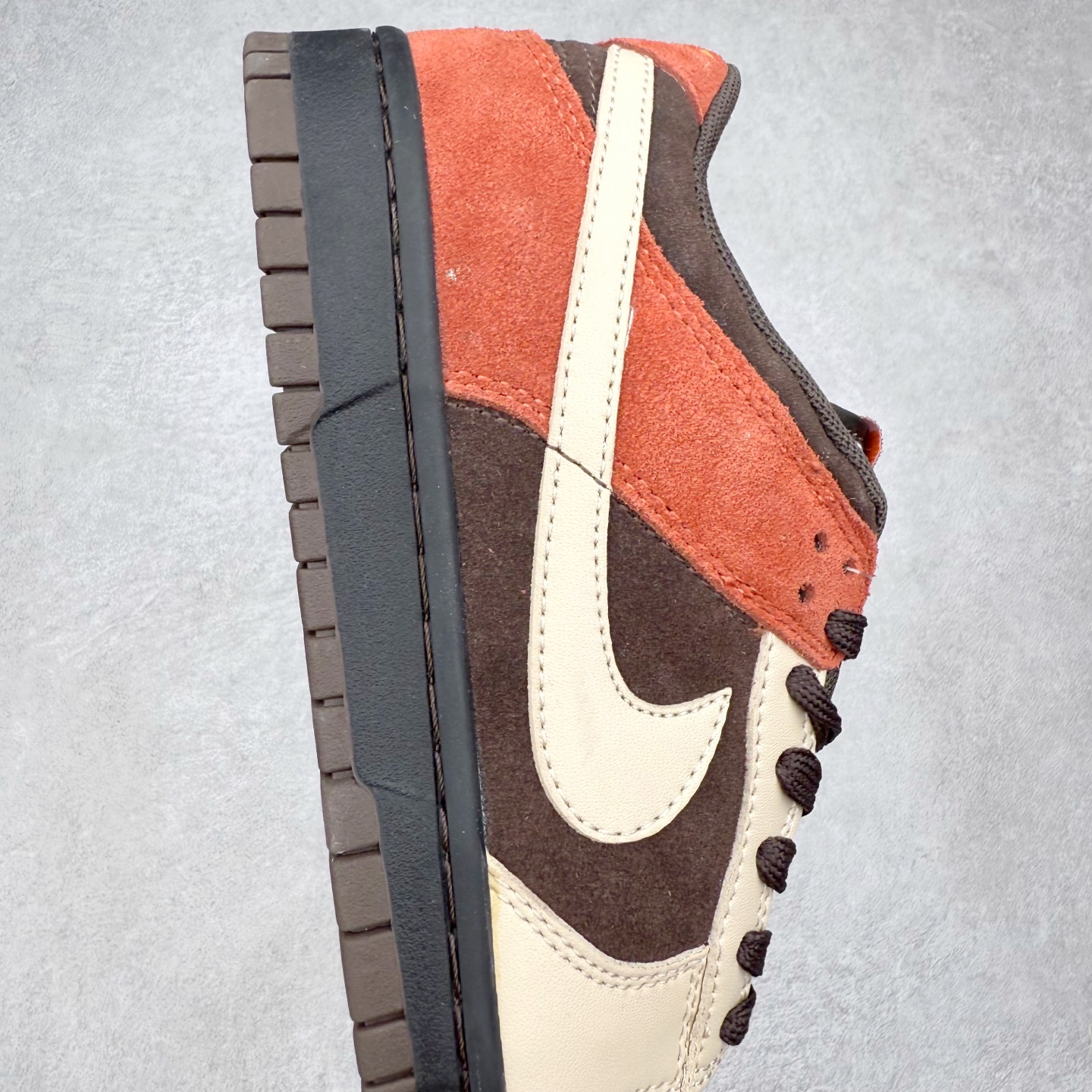 图片[6]-＃福利特价 NK SB Dunk Low 低帮系列滑板鞋 白菜价 万双库存轰炸 大厂出品 极力推荐 全套原楦原模倾力打造完美版型 独家原厂航空铝磨具打磨大底 鞋头坡度极致还原 原盒原配 尺码：36 36.5 37.5 38 38.5 39 40 40.5 41 42 42.5 43 44 44.5 45 46 47.5-选品中心